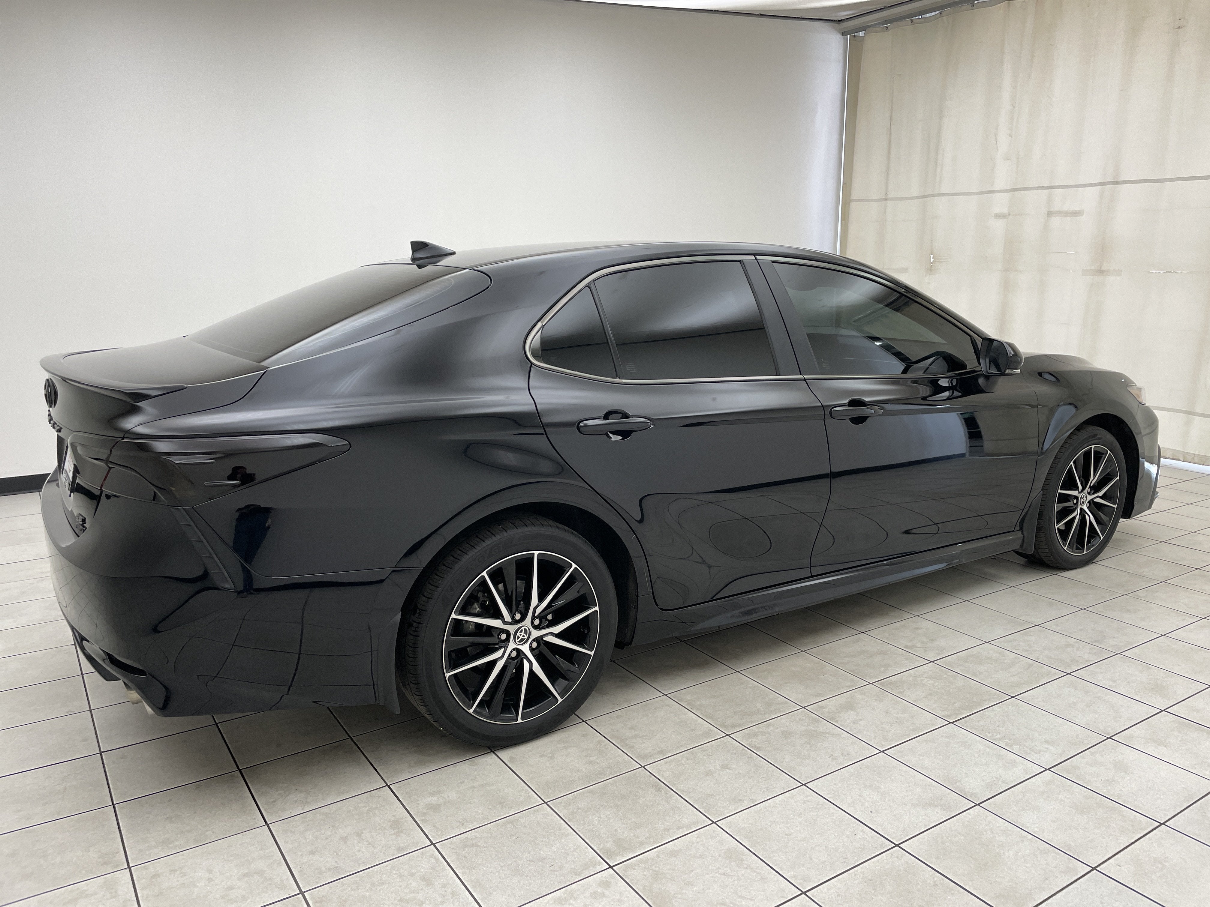 2023 Toyota Camry SE AWD