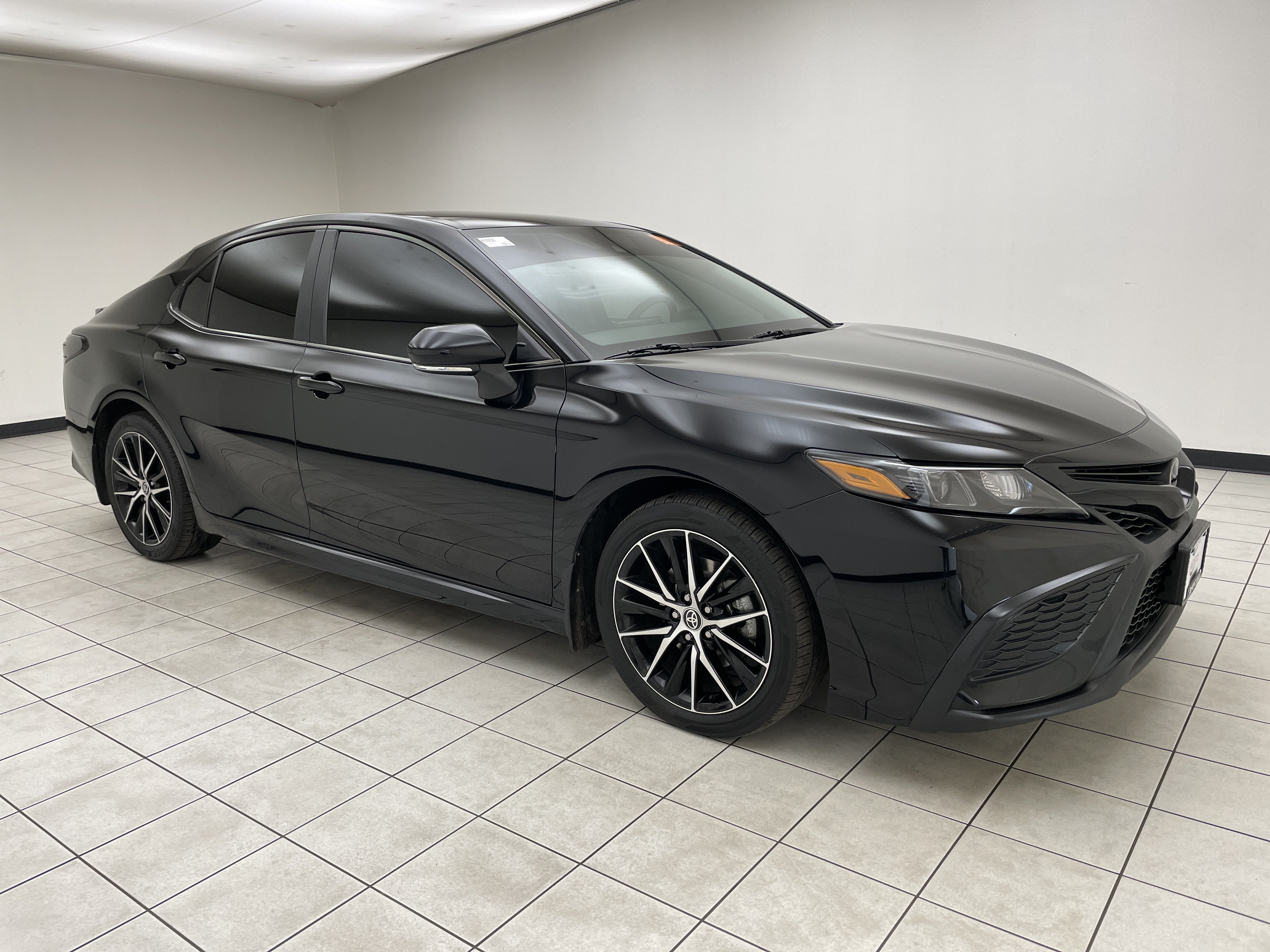 2023 Toyota Camry SE AWD