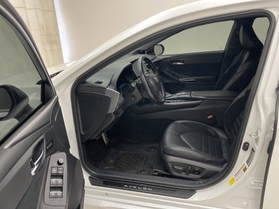 2022 Toyota Avalon Touring