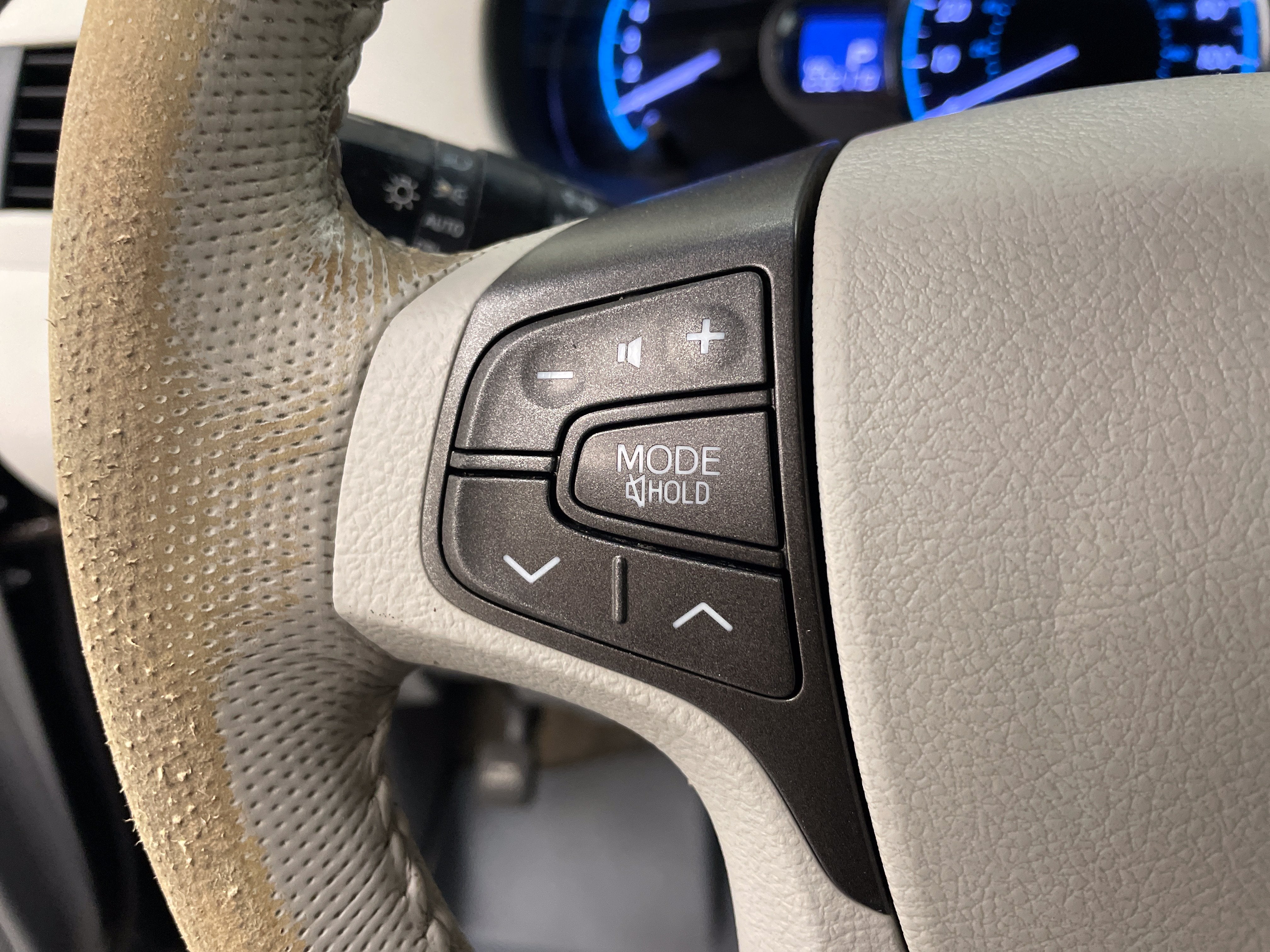 2013 Toyota Sienna XLE V6 8 Passenger