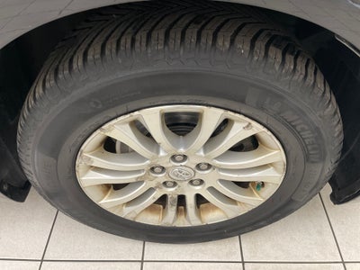 2013 Toyota Sienna XLE V6 8 Passenger