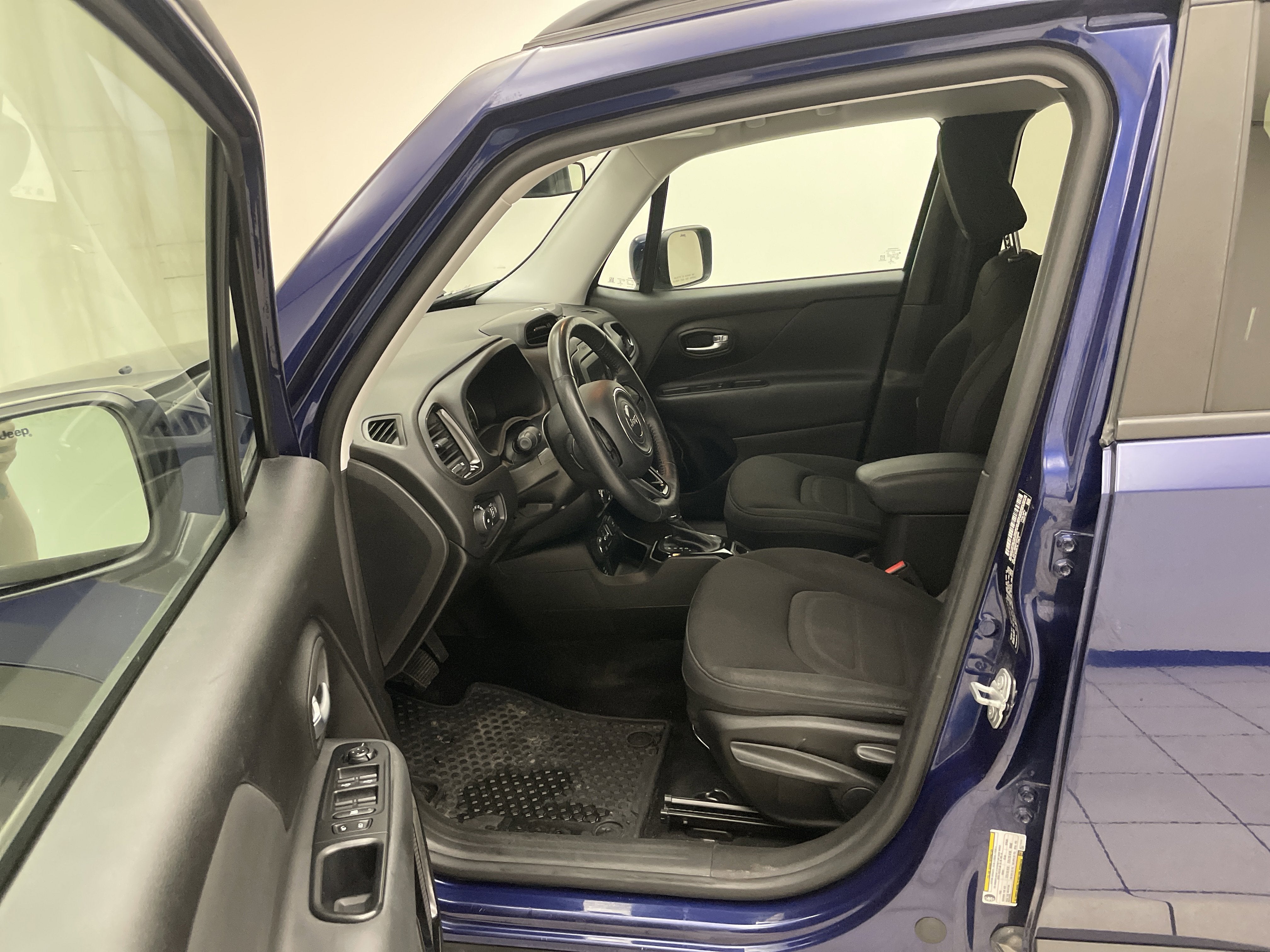 2017 Jeep Renegade Altitude 4x4