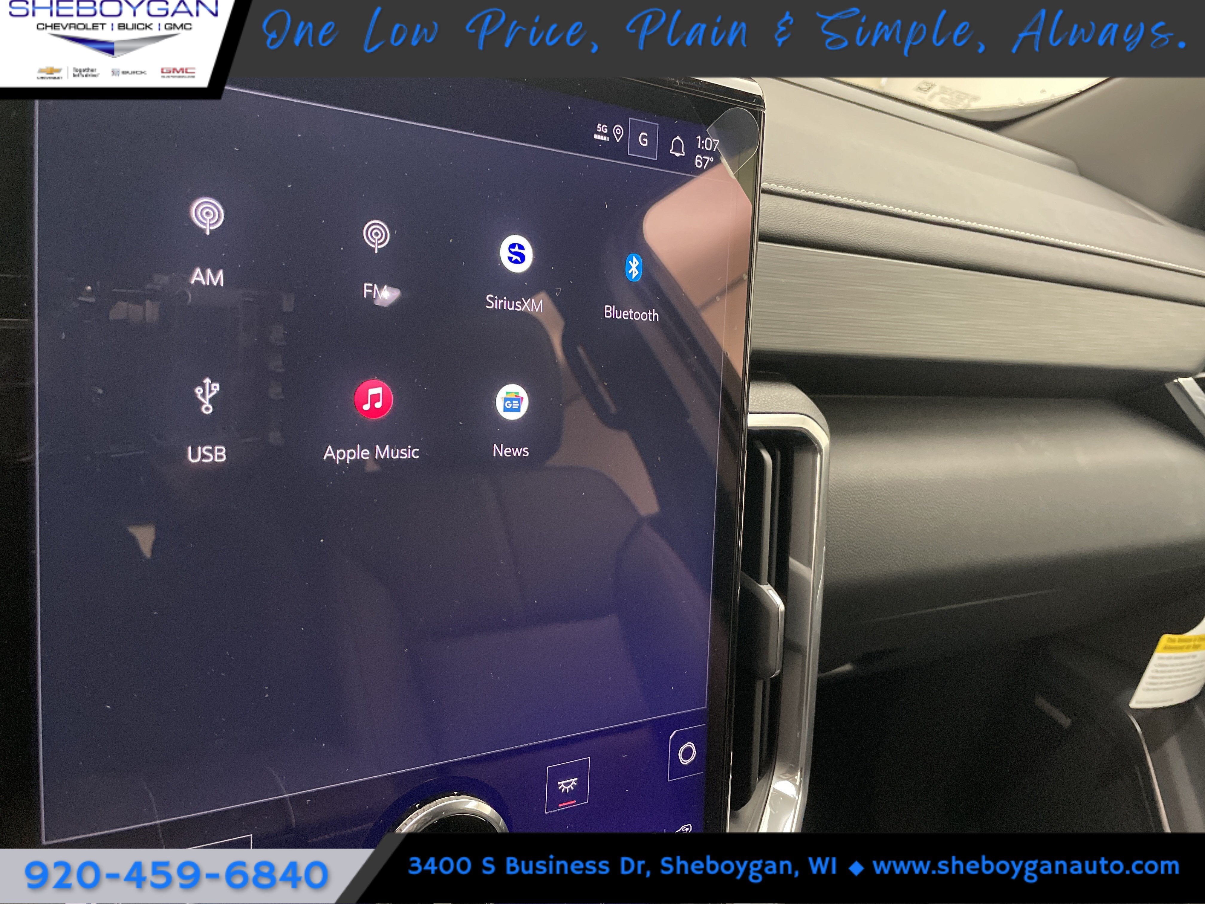 2027 GMC Acadia Elevation