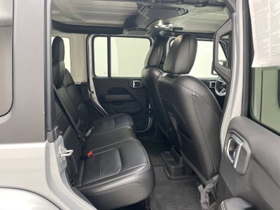2022 Jeep Wrangler Unlimited Sahara 4x4