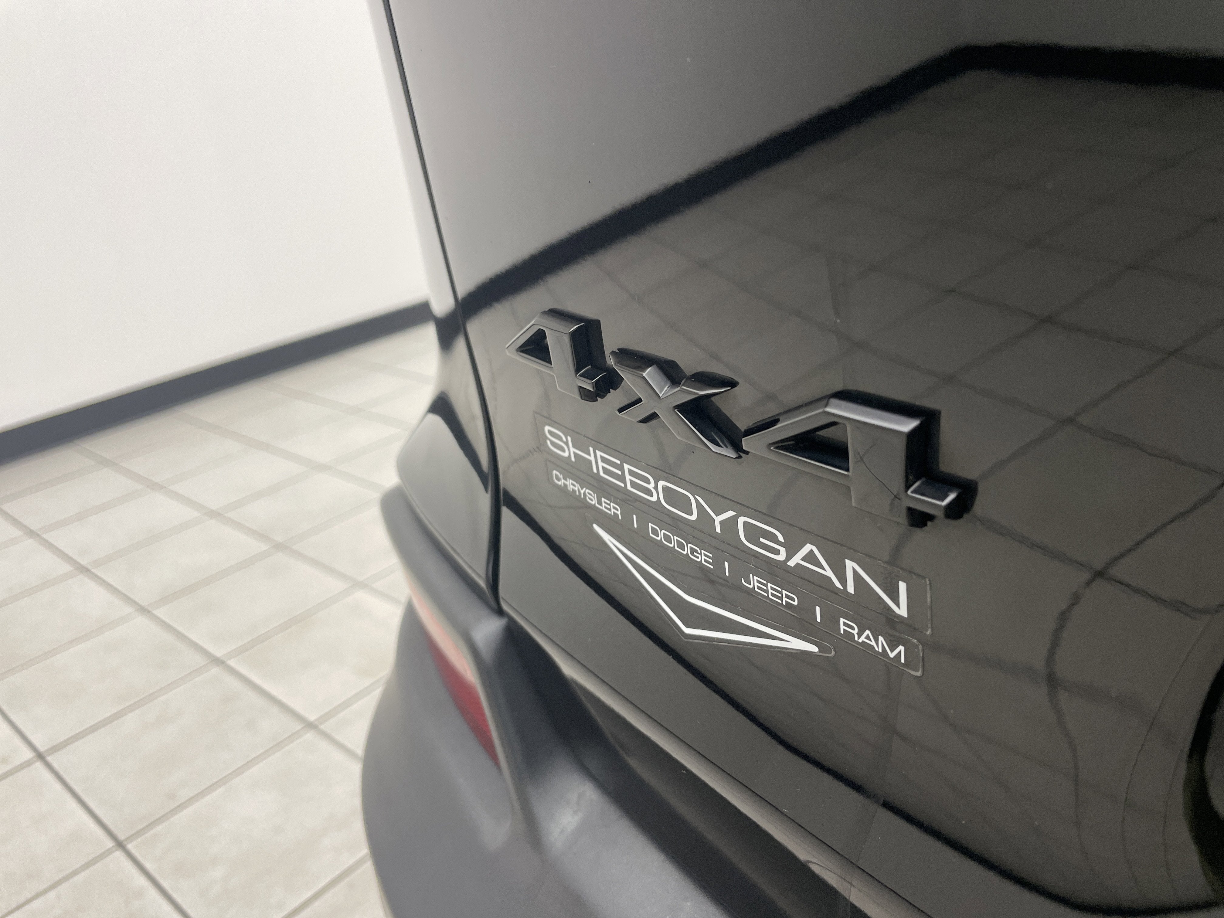 2023 Jeep Cherokee Altitude Lux 4x4