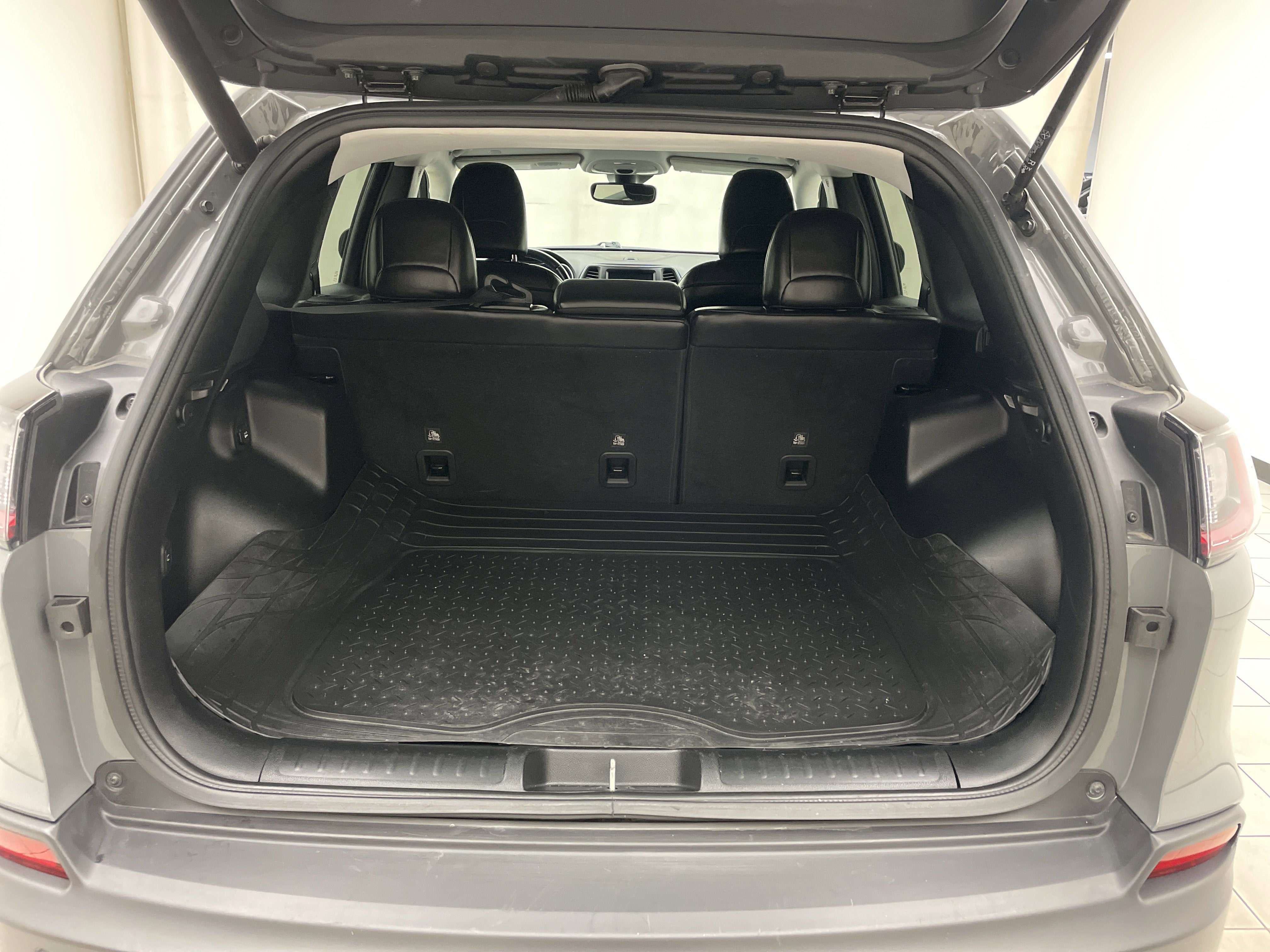 2021 Jeep Cherokee Latitude Lux 4X4