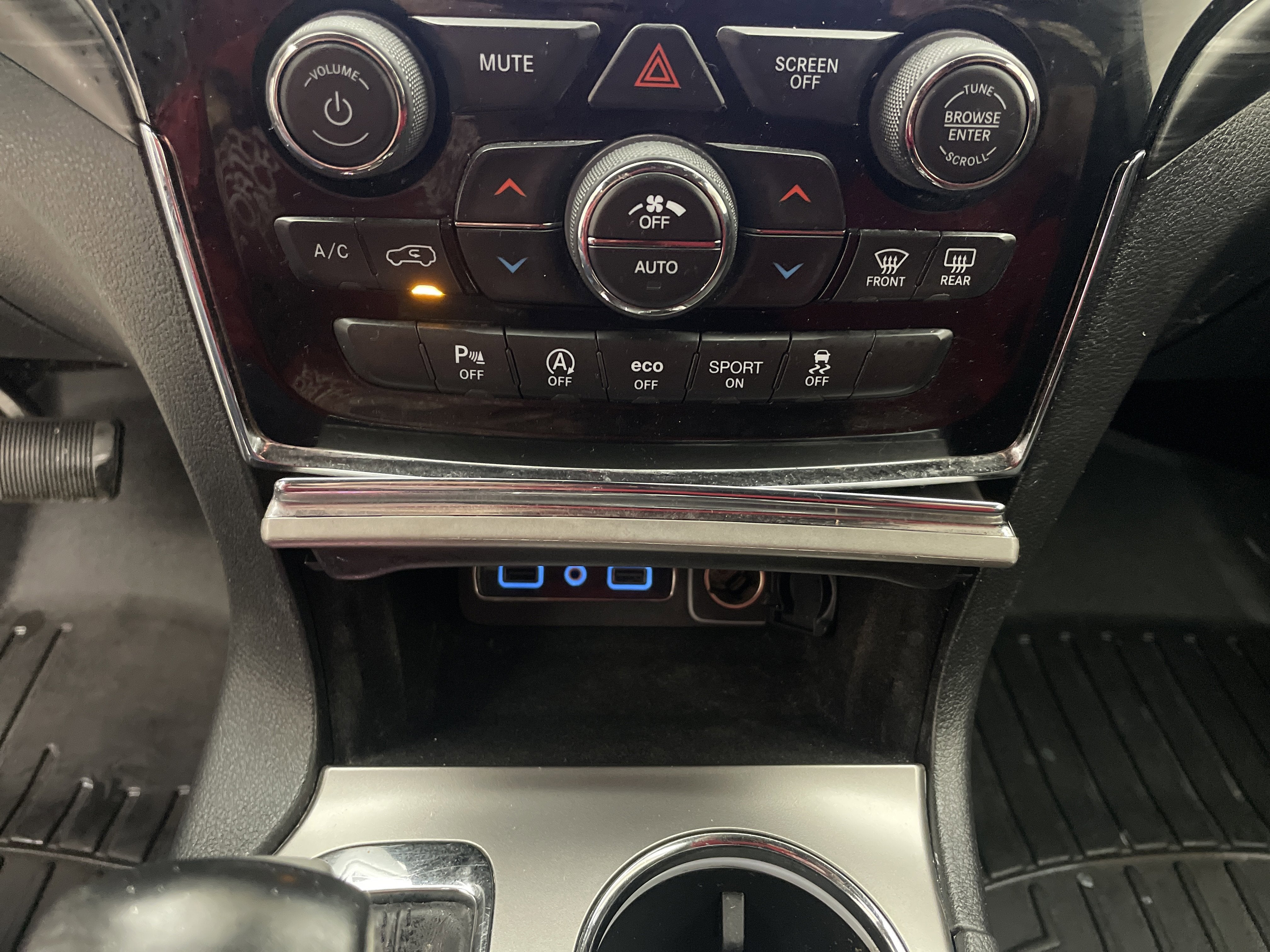 2019 Jeep Grand Cherokee Laredo E 4x4