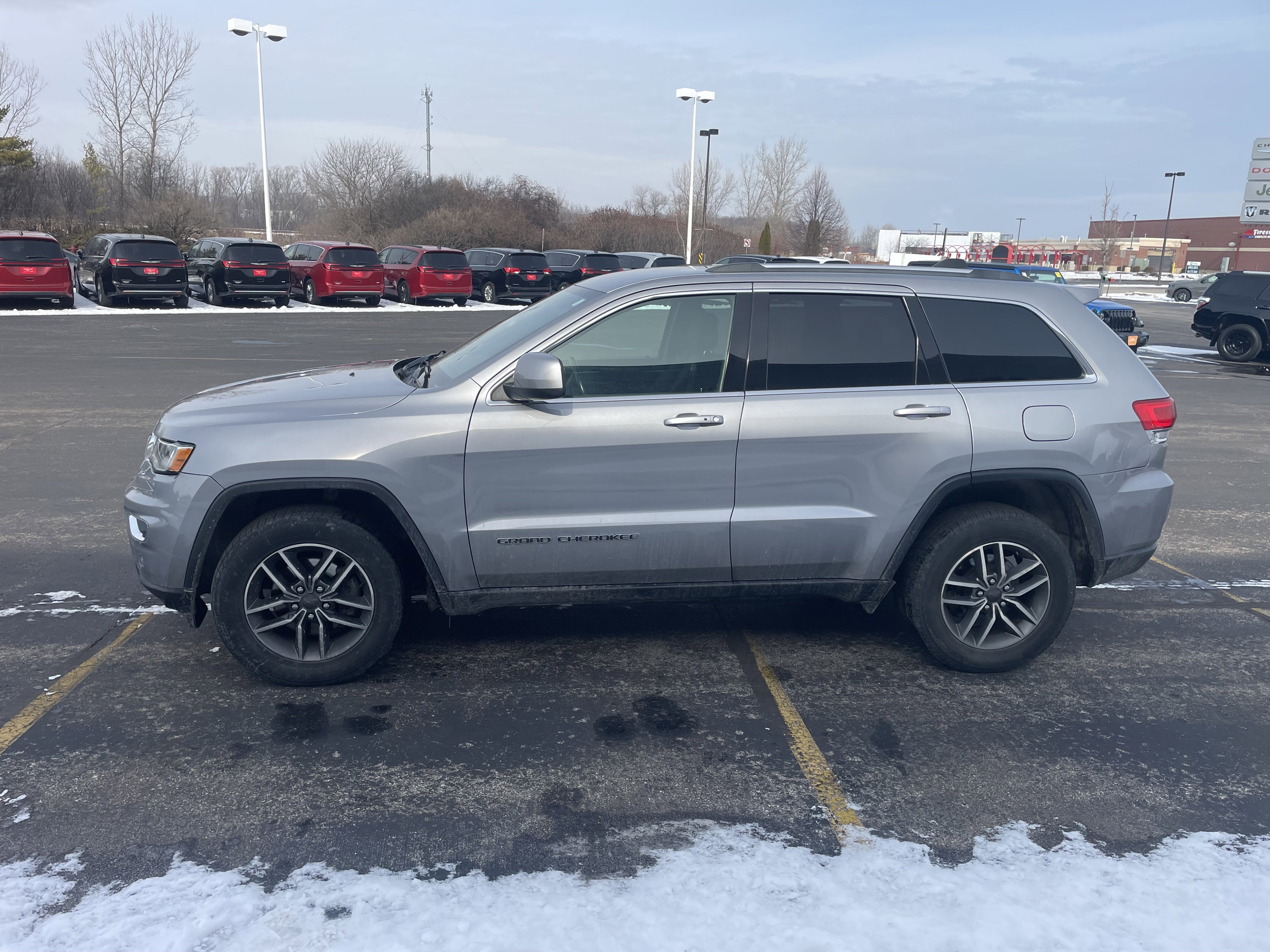 2019 Jeep Grand Cherokee Laredo E 4x4