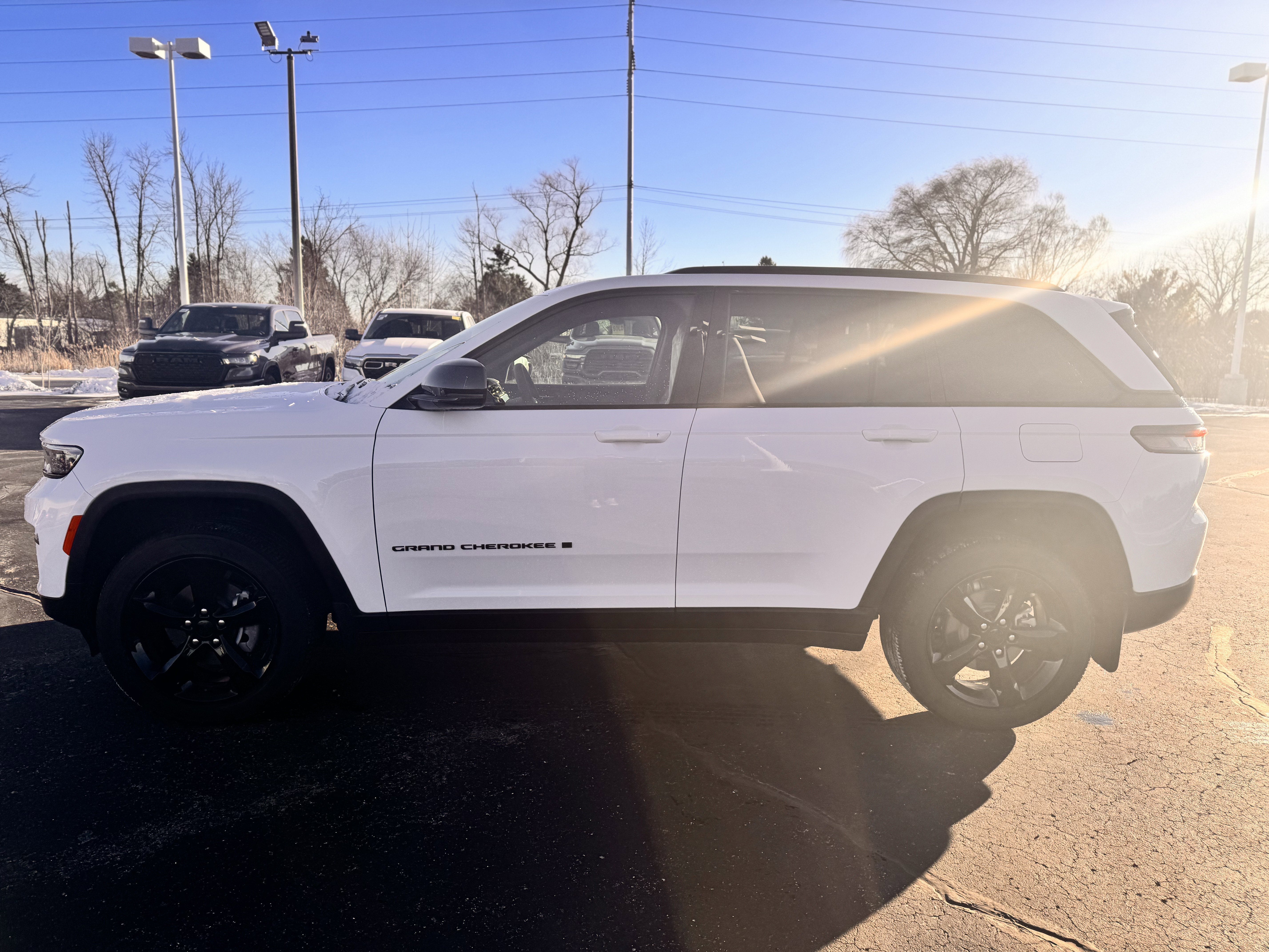 2023 Jeep Grand Cherokee Altitude 4x4