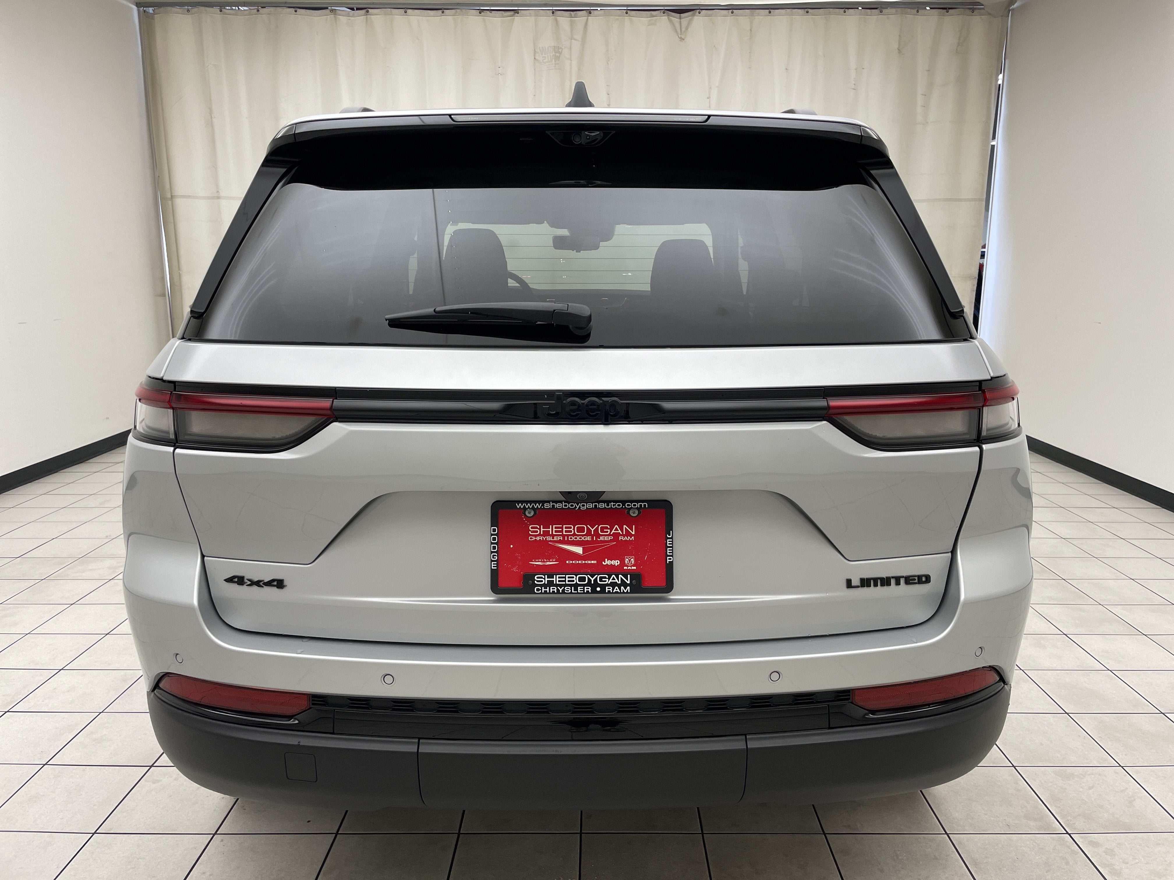 2023 Jeep Grand Cherokee Limited 4x4