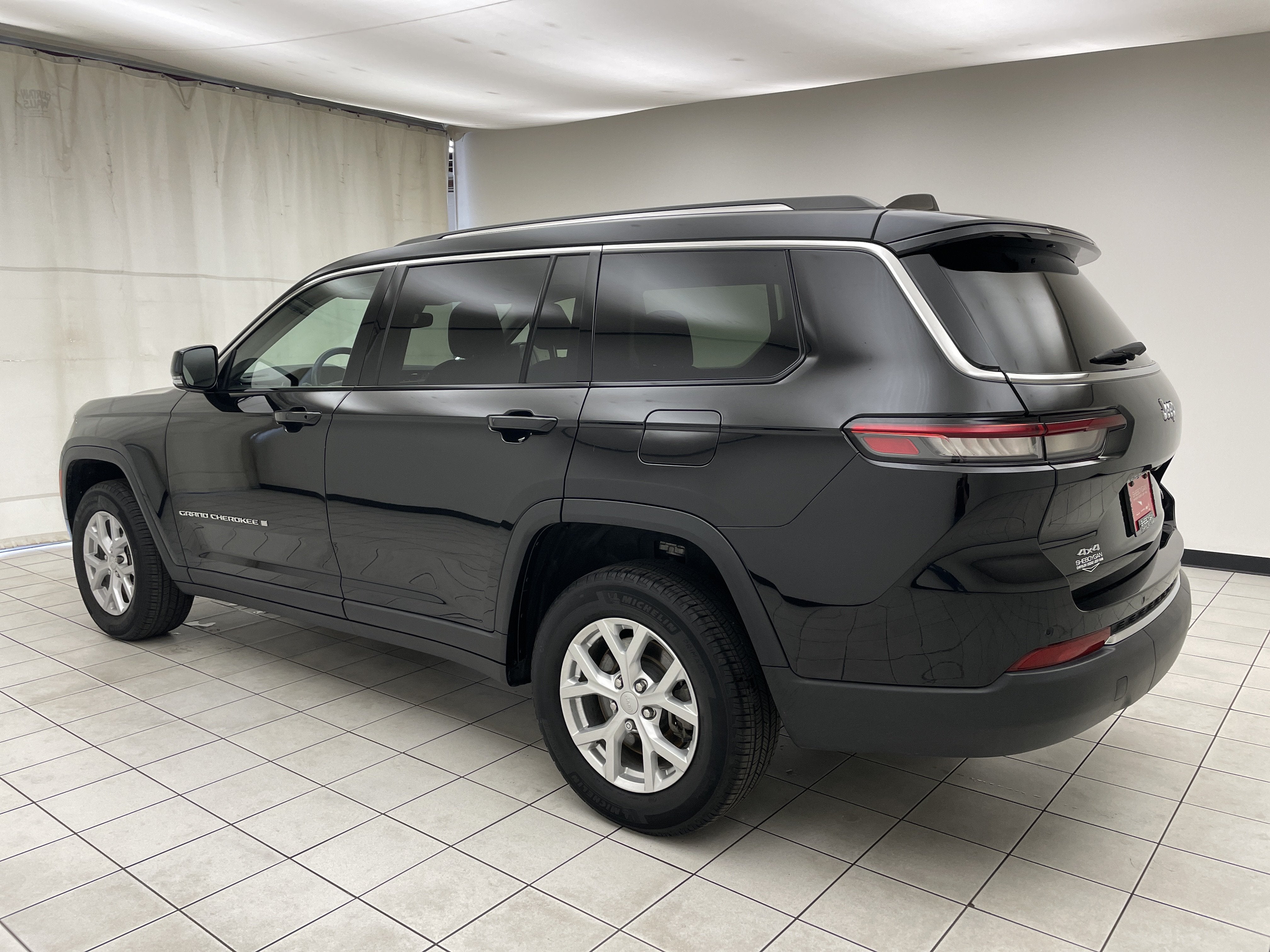2023 Jeep Grand Cherokee L Limited 4x4