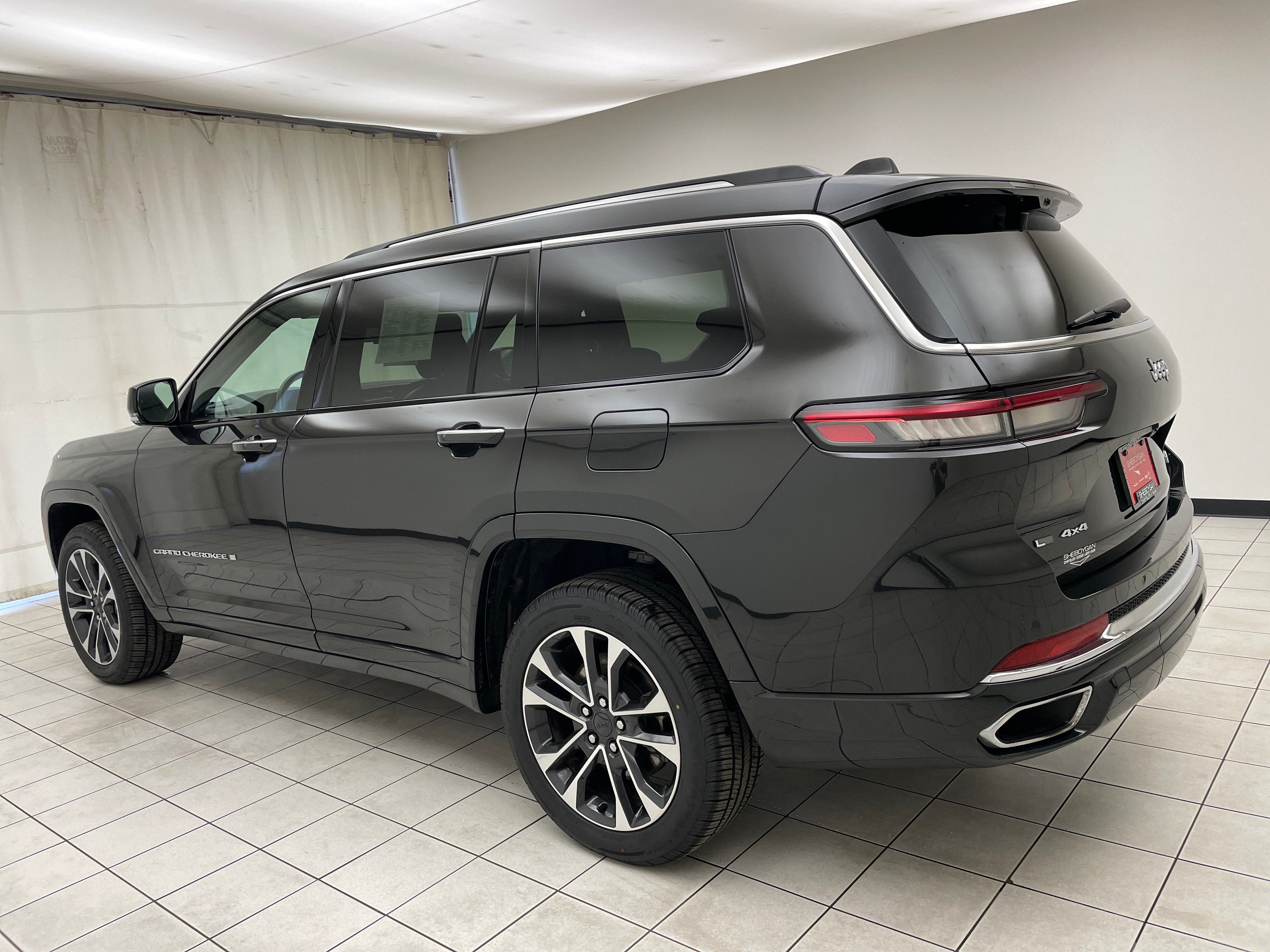 2022 Jeep Grand Cherokee L Overland 4x4