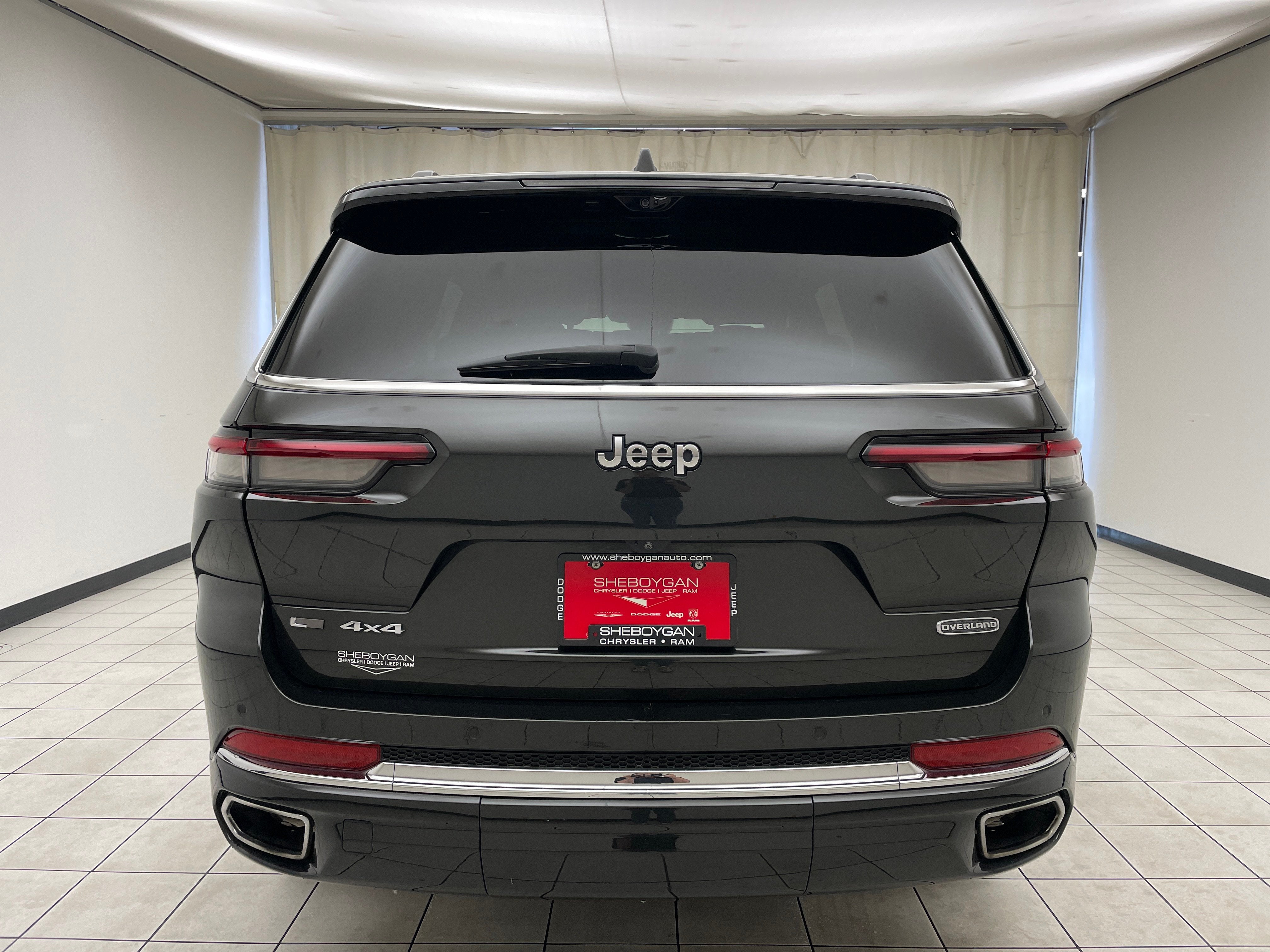 2022 Jeep Grand Cherokee L Overland 4x4