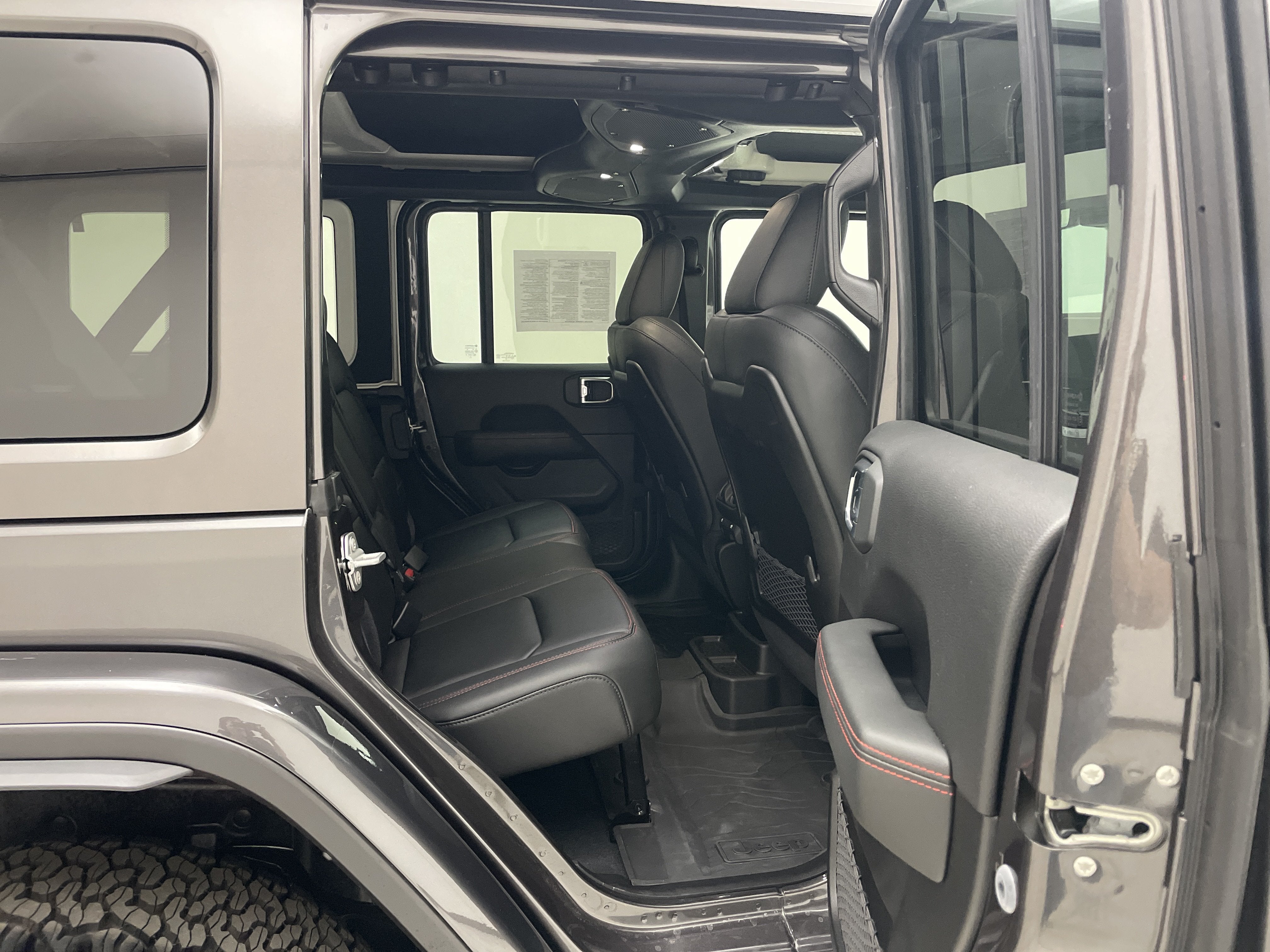 2026 Jeep Wrangler 4-Door Recon 4x4