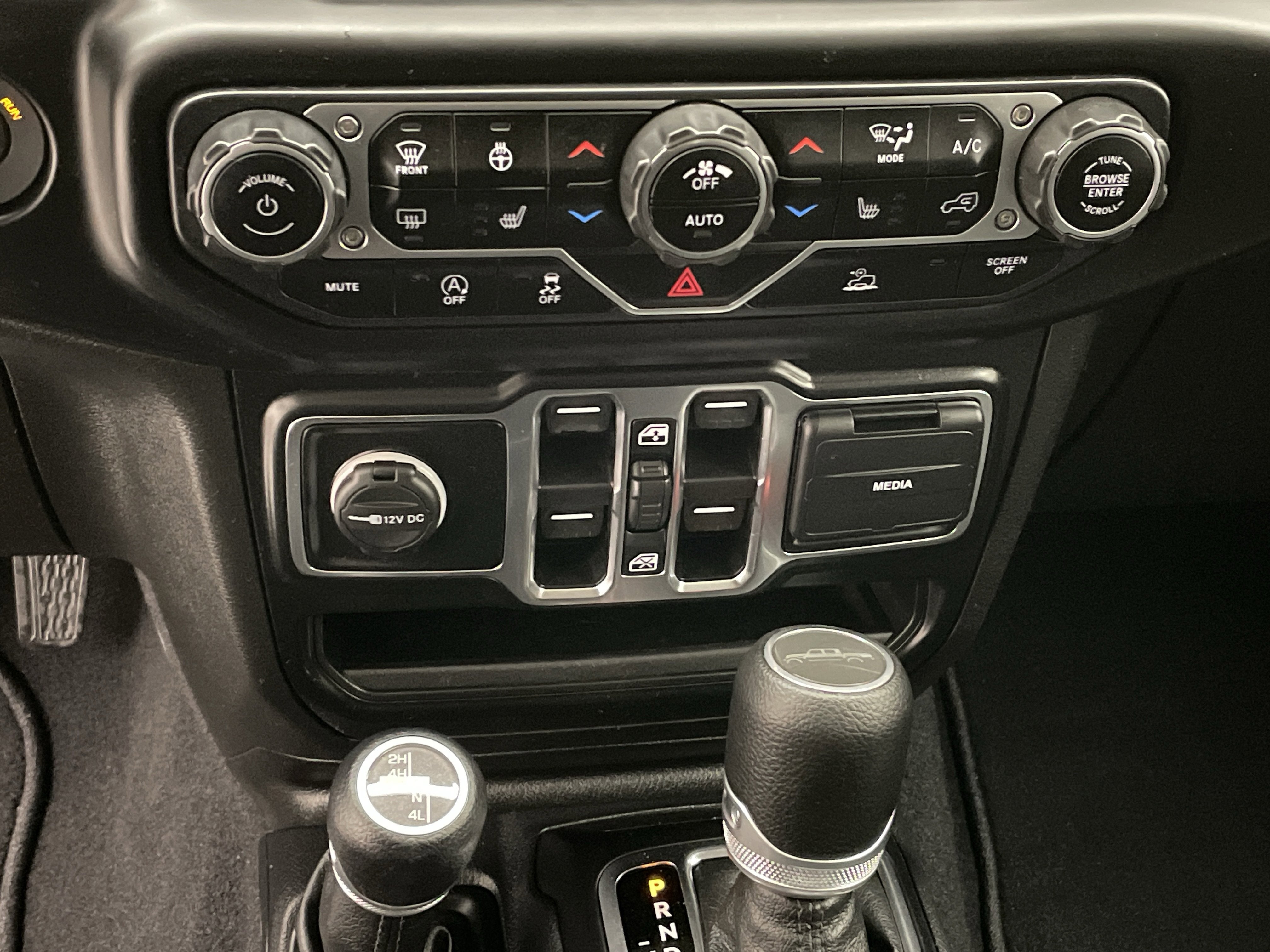 2021 Jeep Gladiator Willys 4x4