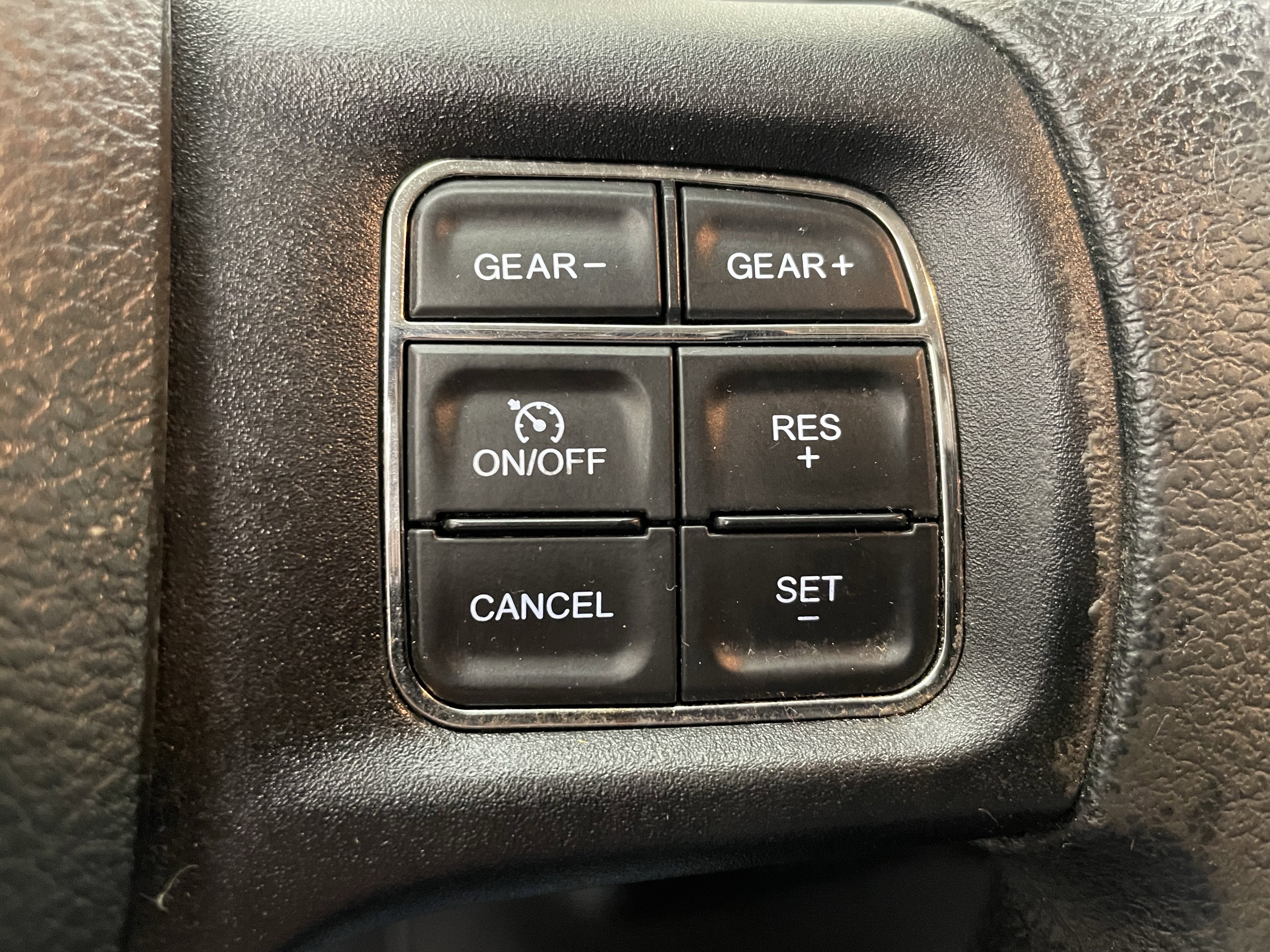 2017 RAM 1500 Express Quad Cab 4x4 6'4' Box