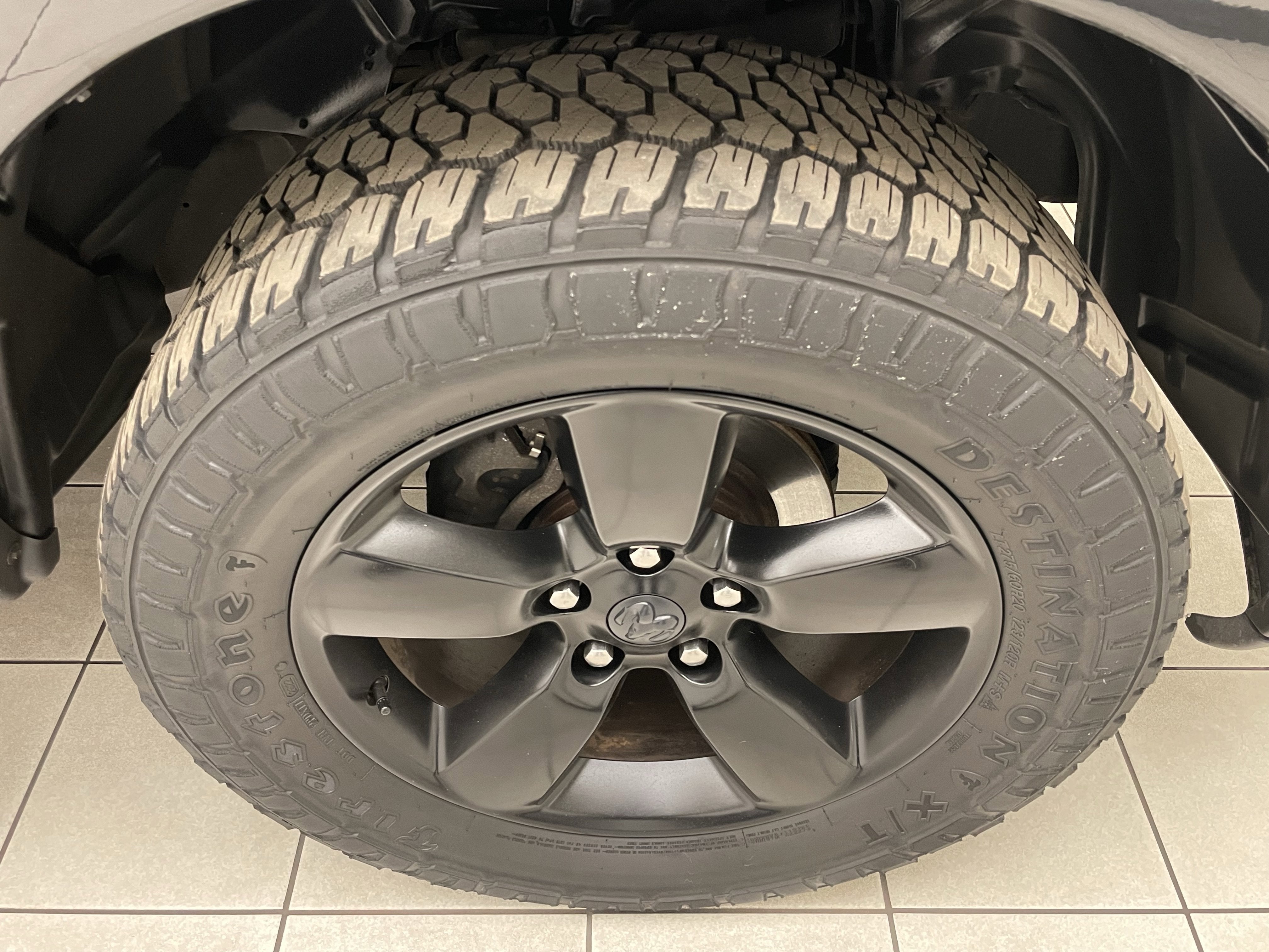 2017 RAM 1500 Express Quad Cab 4x4 6'4' Box