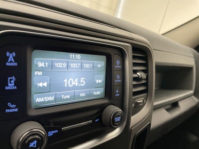 2017 RAM 1500 Express Crew Cab 4x4 5'7' Box