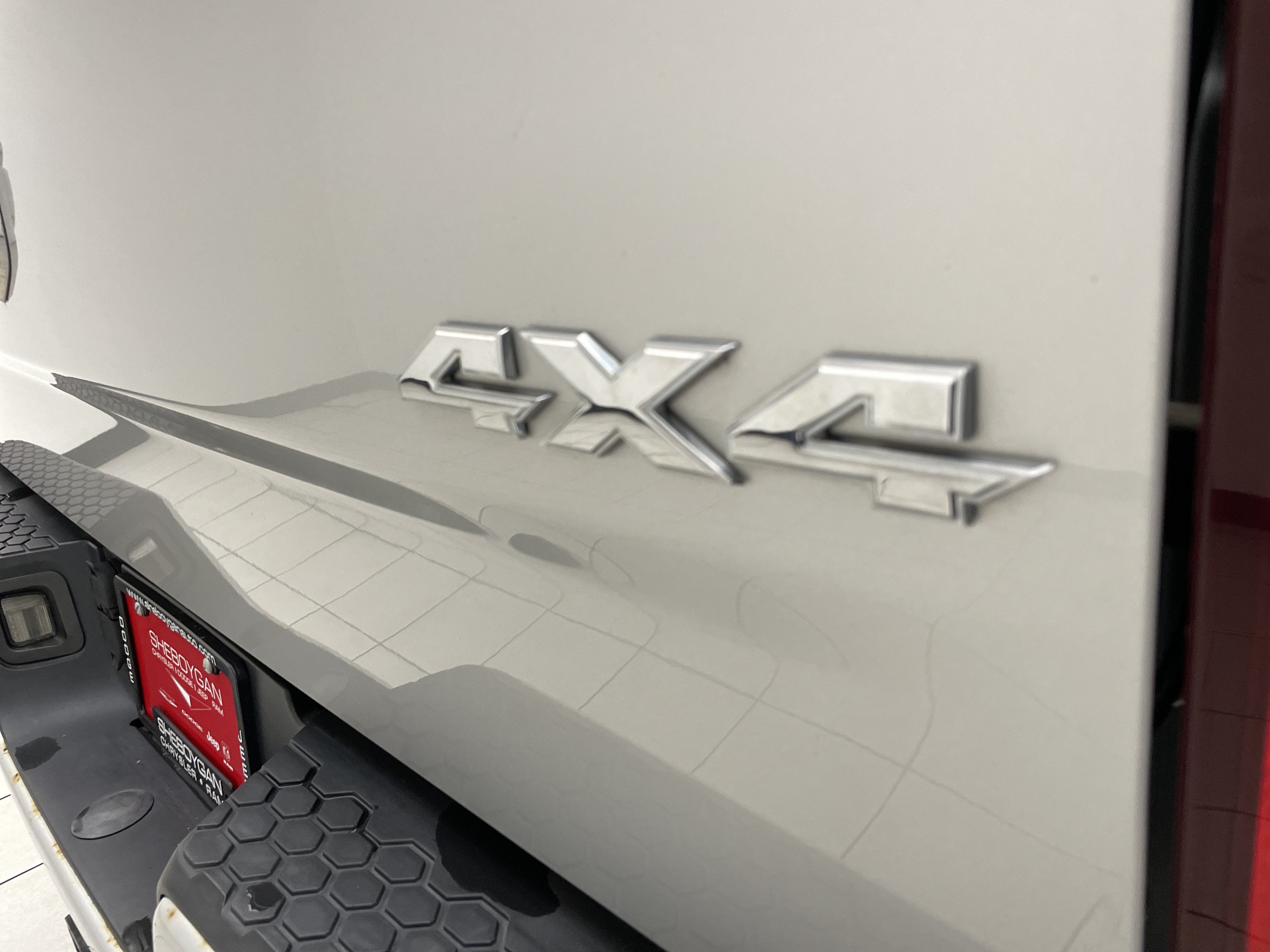 2017 RAM 1500 Express Crew Cab 4x4 5'7' Box