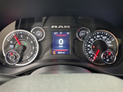 2024 RAM 1500 Big Horn Crew Cab 4x4 5'7' Box