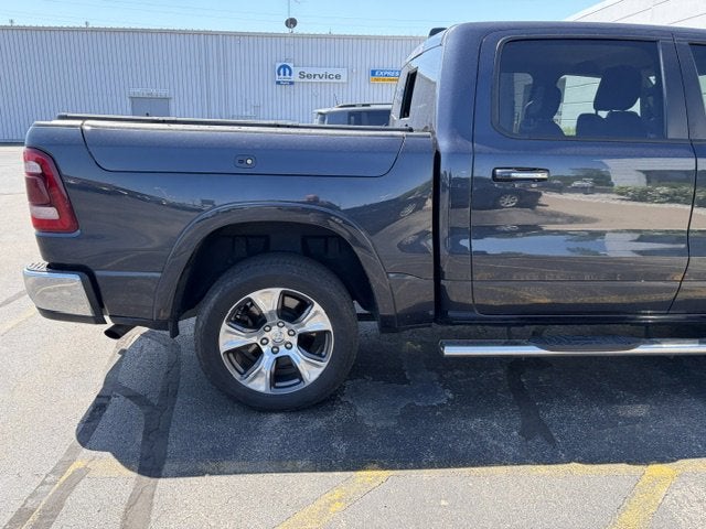 2019 RAM 1500 Laramie Crew Cab 4x4 5'7' Box