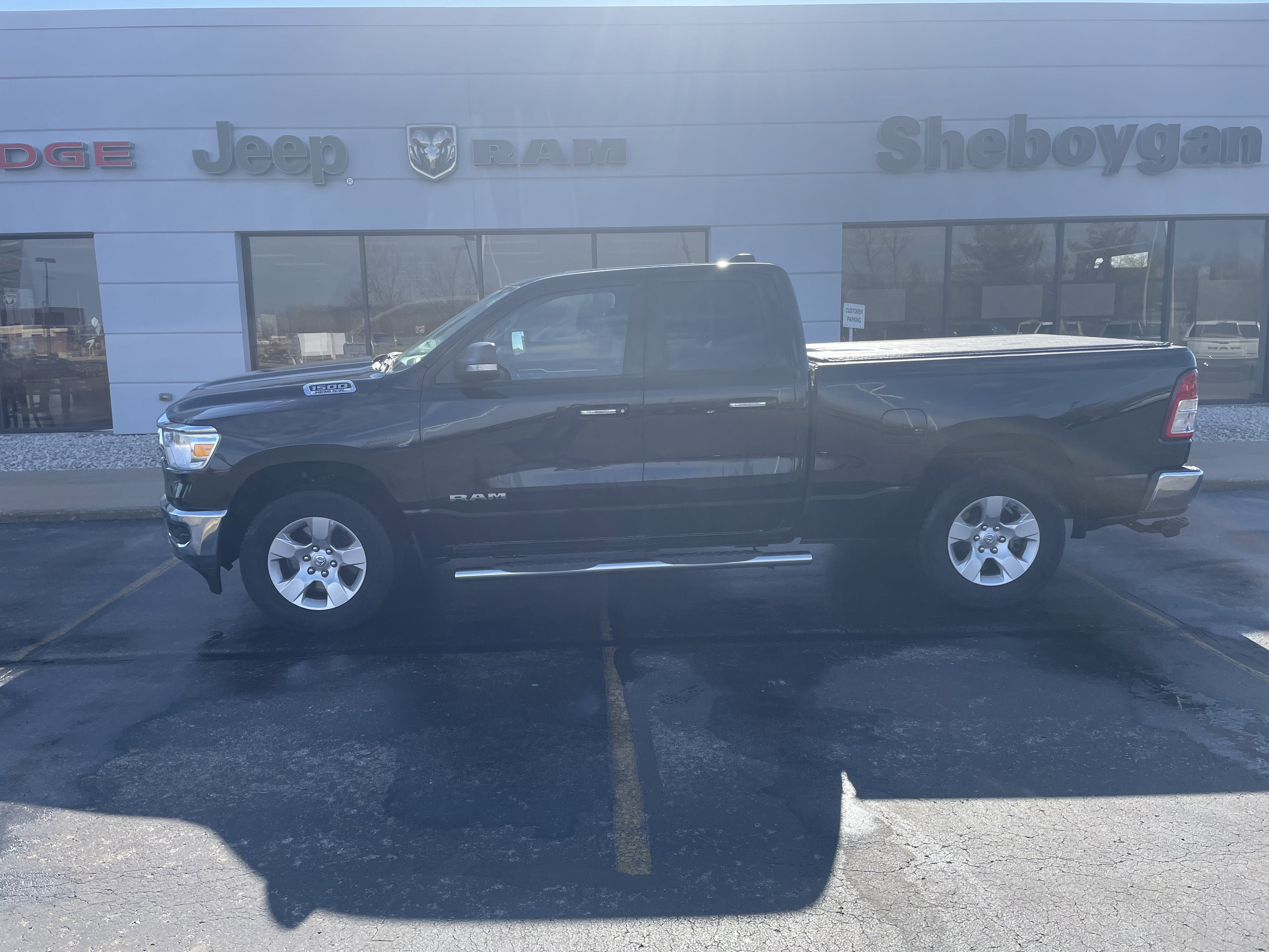 2020 RAM 1500 Big Horn Quad Cab 4x4 6'4' Box