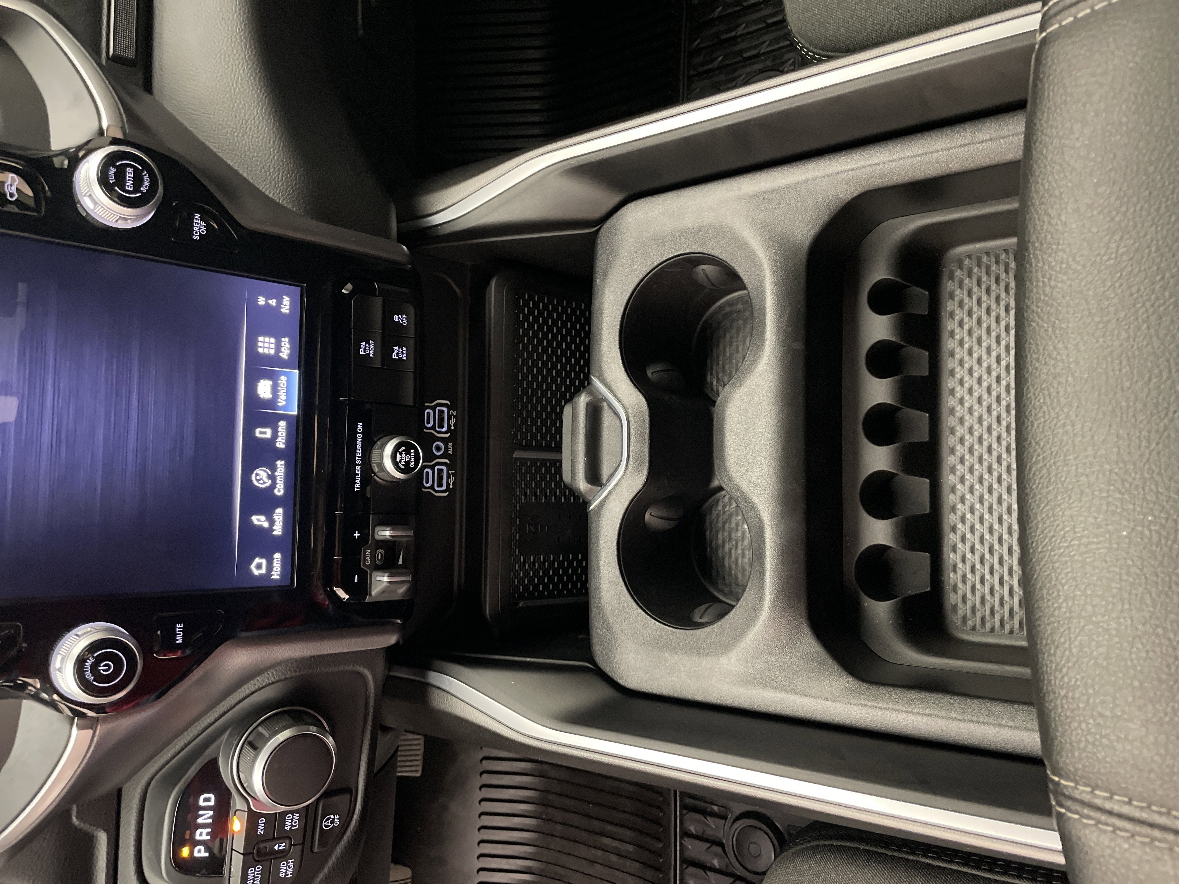 2025 RAM 1500 Big Horn Crew Cab 4x4 5'7' Box