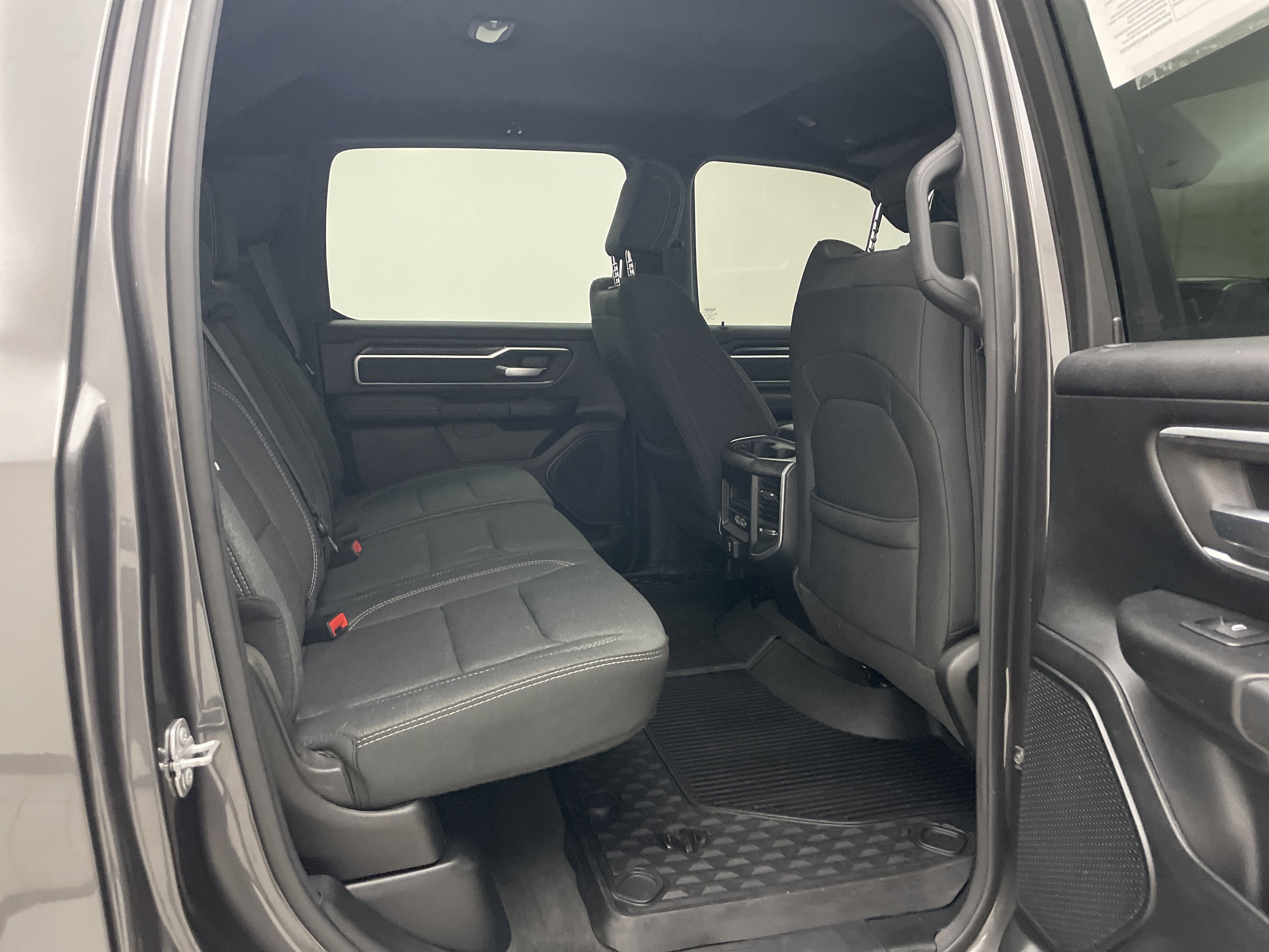 2020 RAM 1500 Big Horn Crew Cab 4x4 5'7' Box