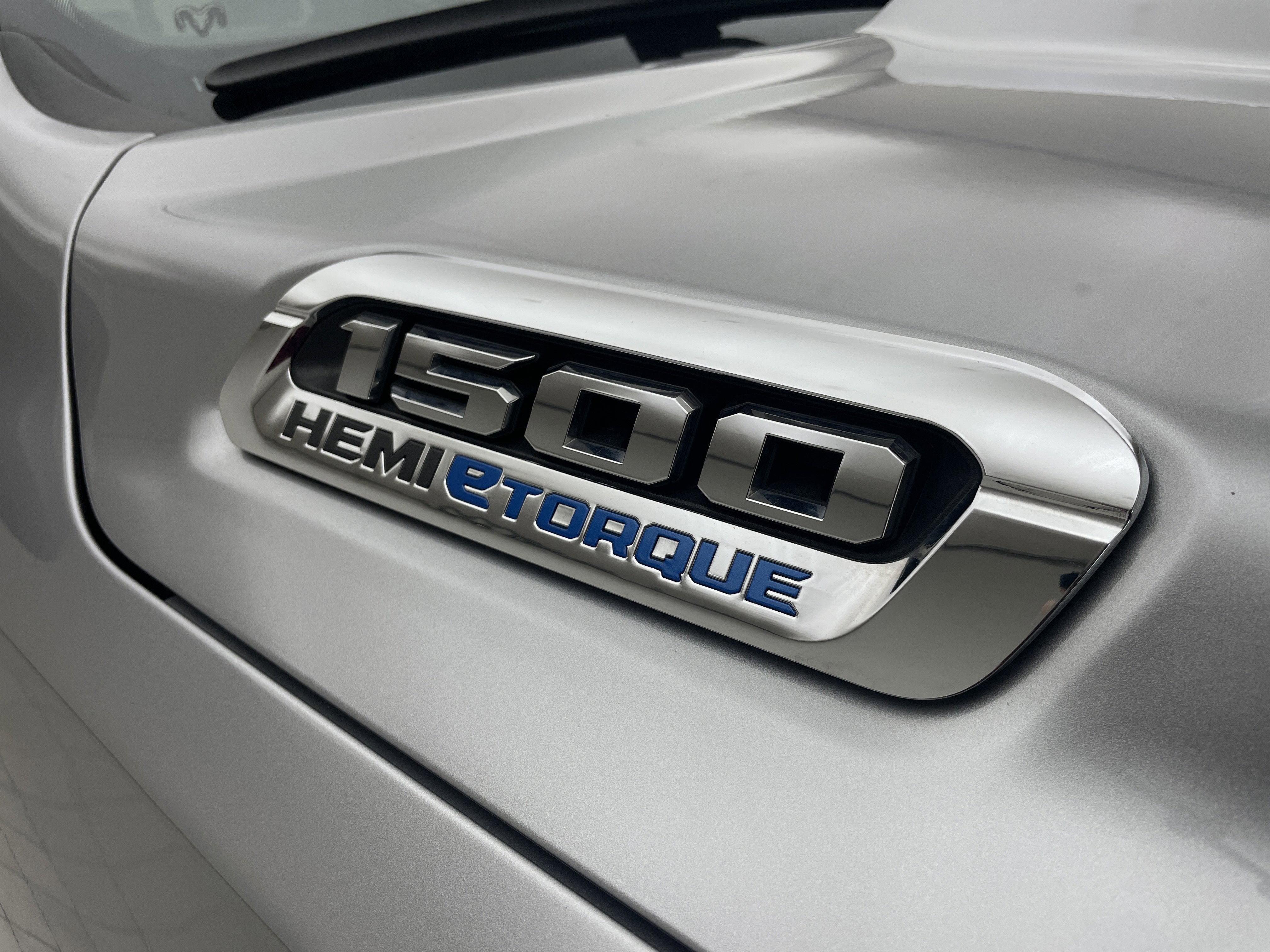 2024 RAM 1500 Limited Crew Cab 4x4 5'7' Box