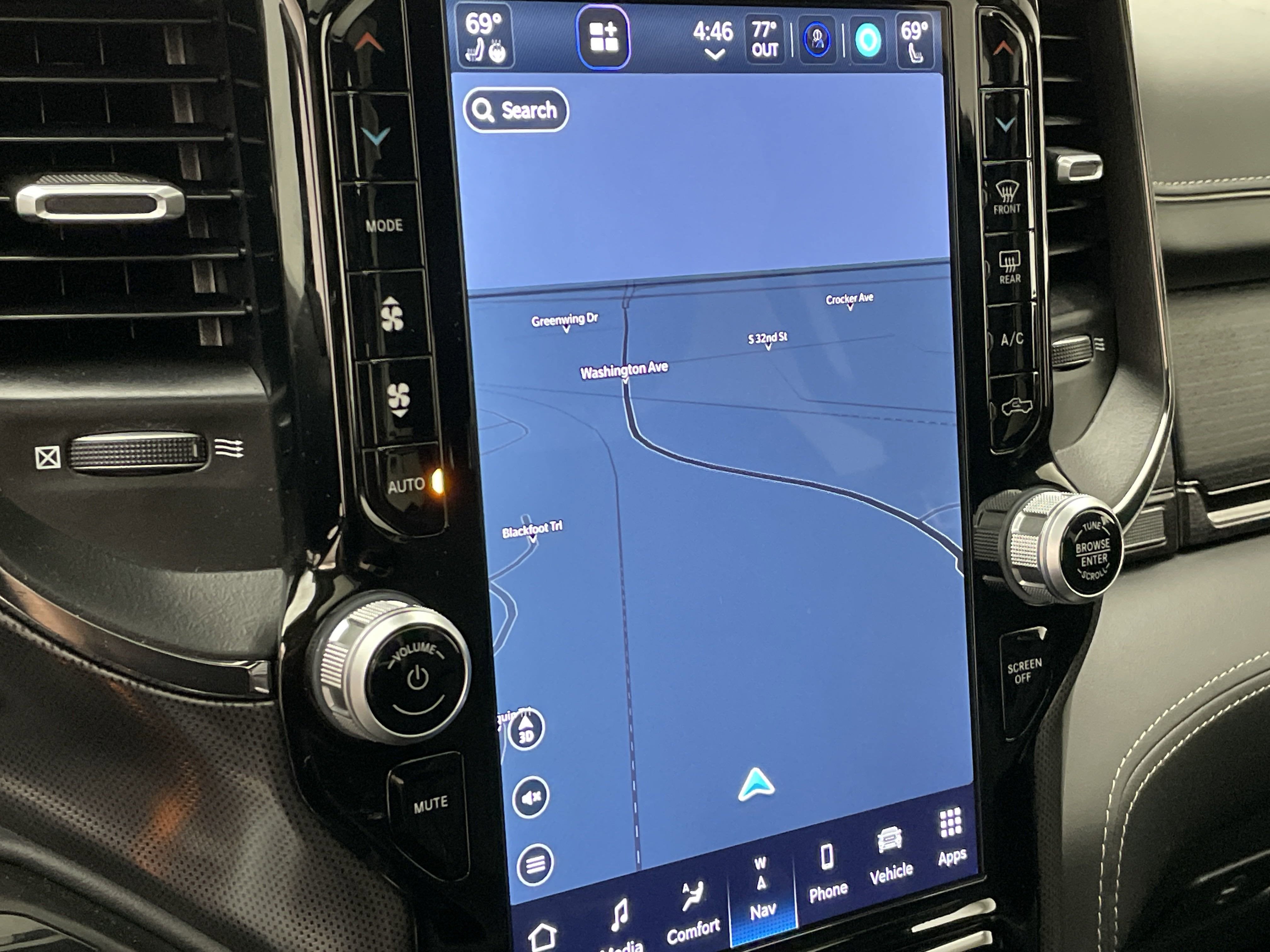 2024 RAM 1500 Limited Crew Cab 4x4 5'7' Box