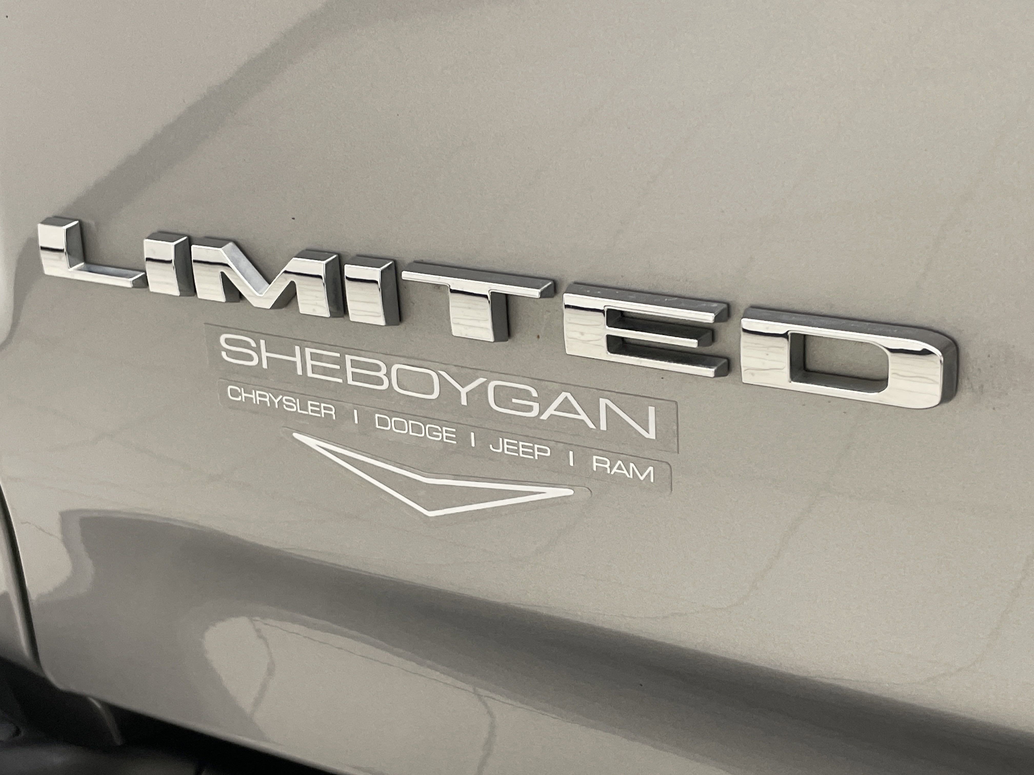 2024 RAM 1500 Limited Crew Cab 4x4 5'7' Box