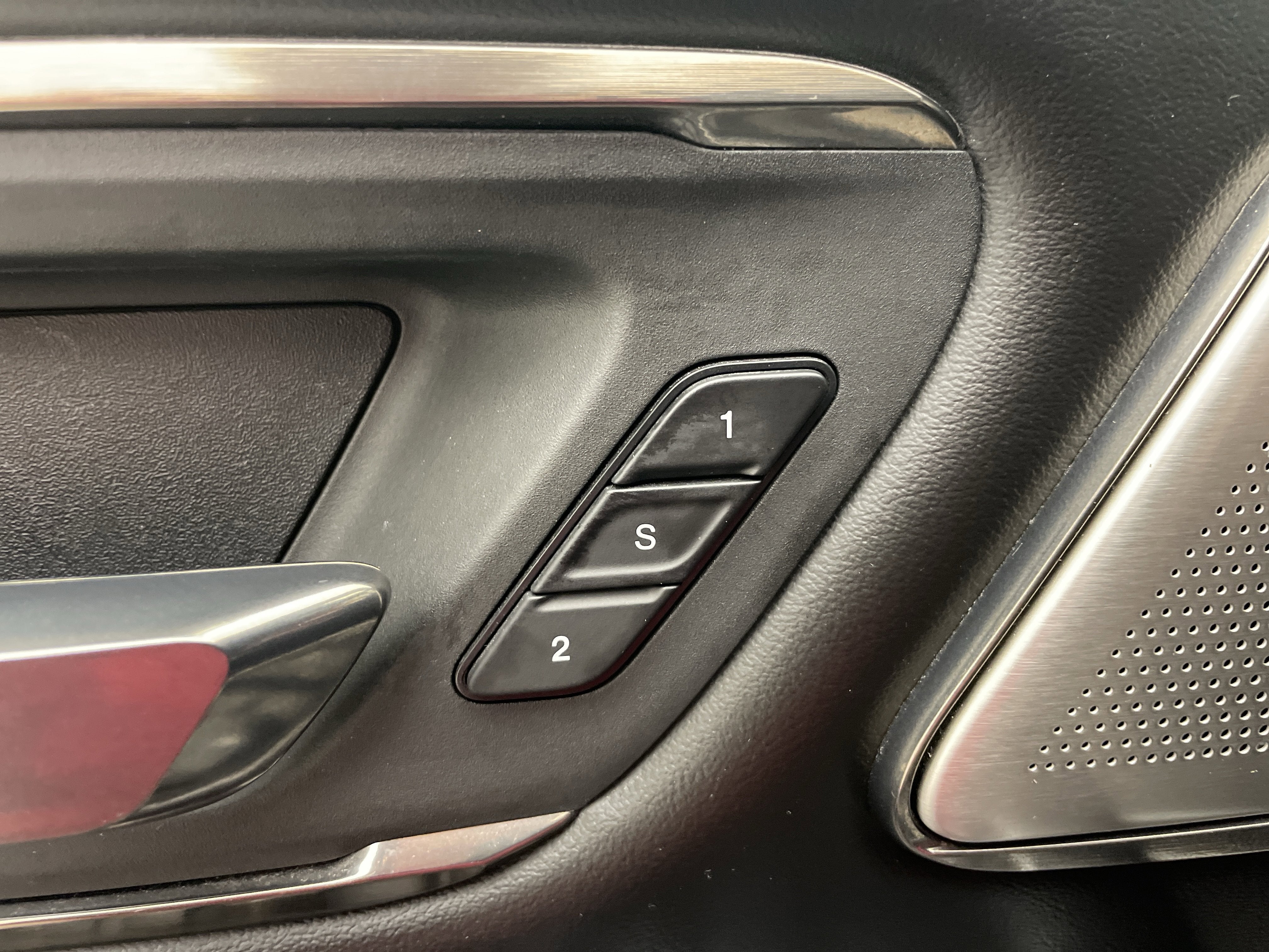 2020 RAM 1500 Limited Crew Cab 4x4 5'7' Box