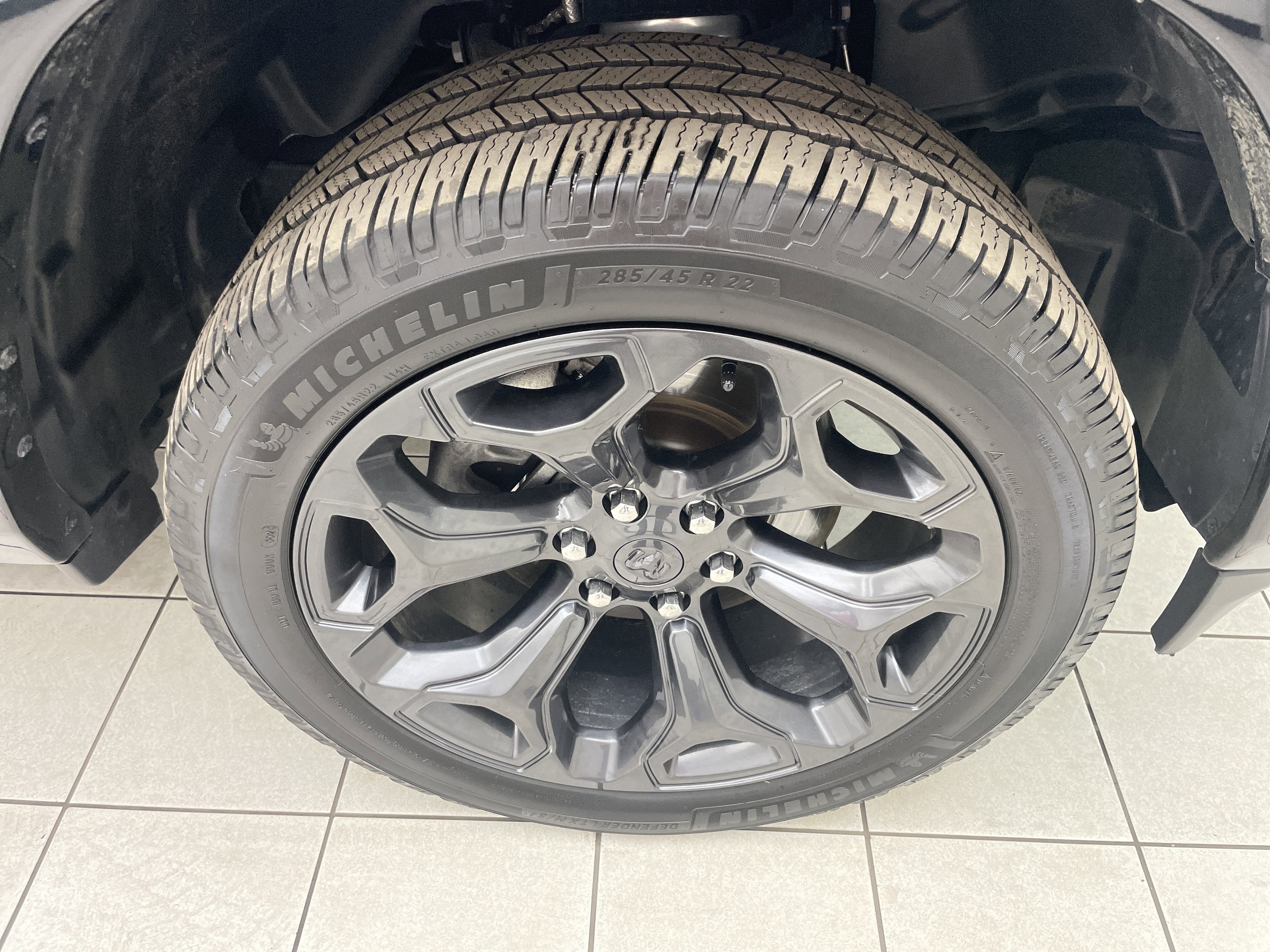 2020 RAM 1500 Limited Crew Cab 4x4 5'7' Box