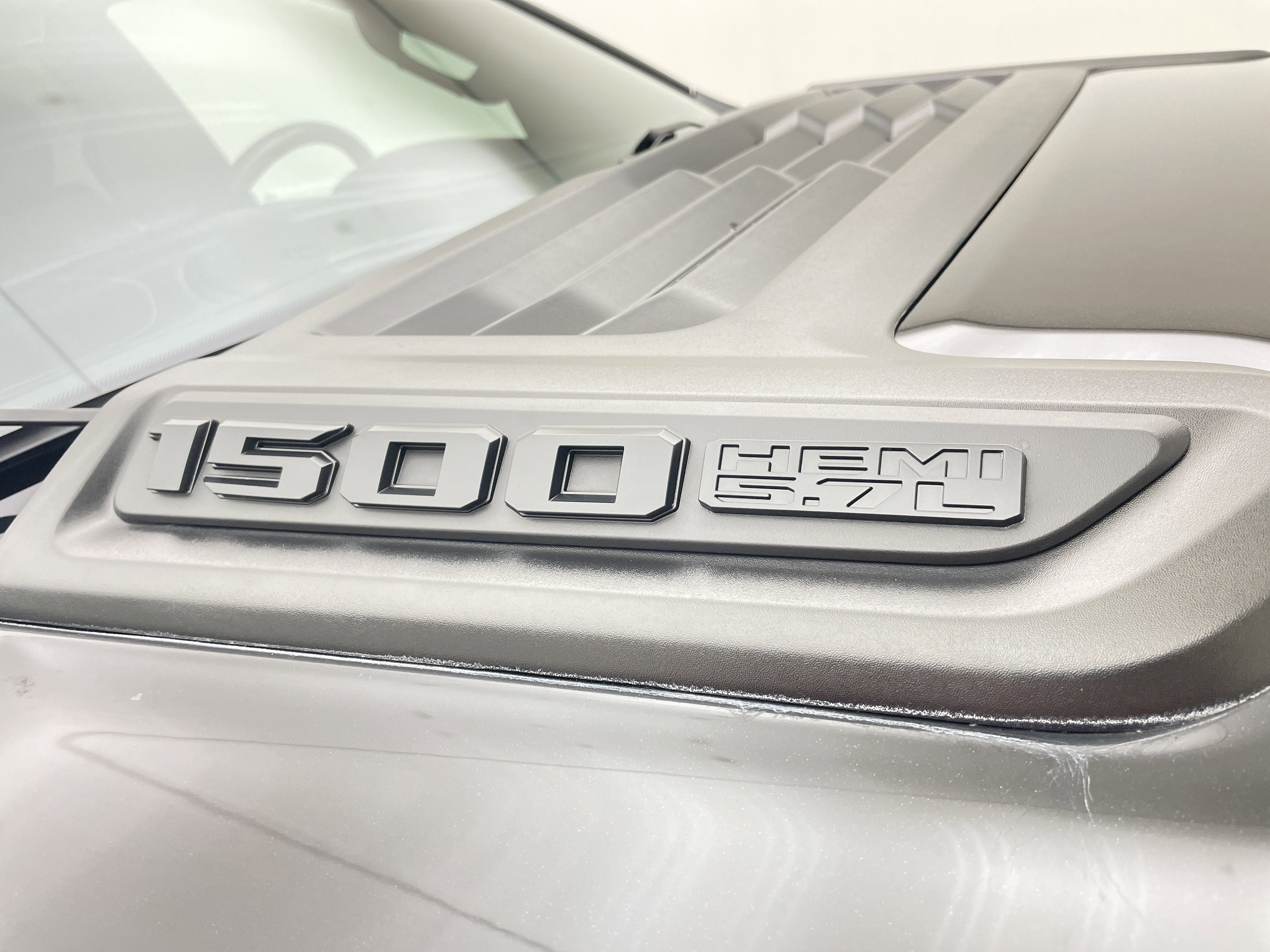 2020 RAM 1500 Limited Crew Cab 4x4 5'7' Box