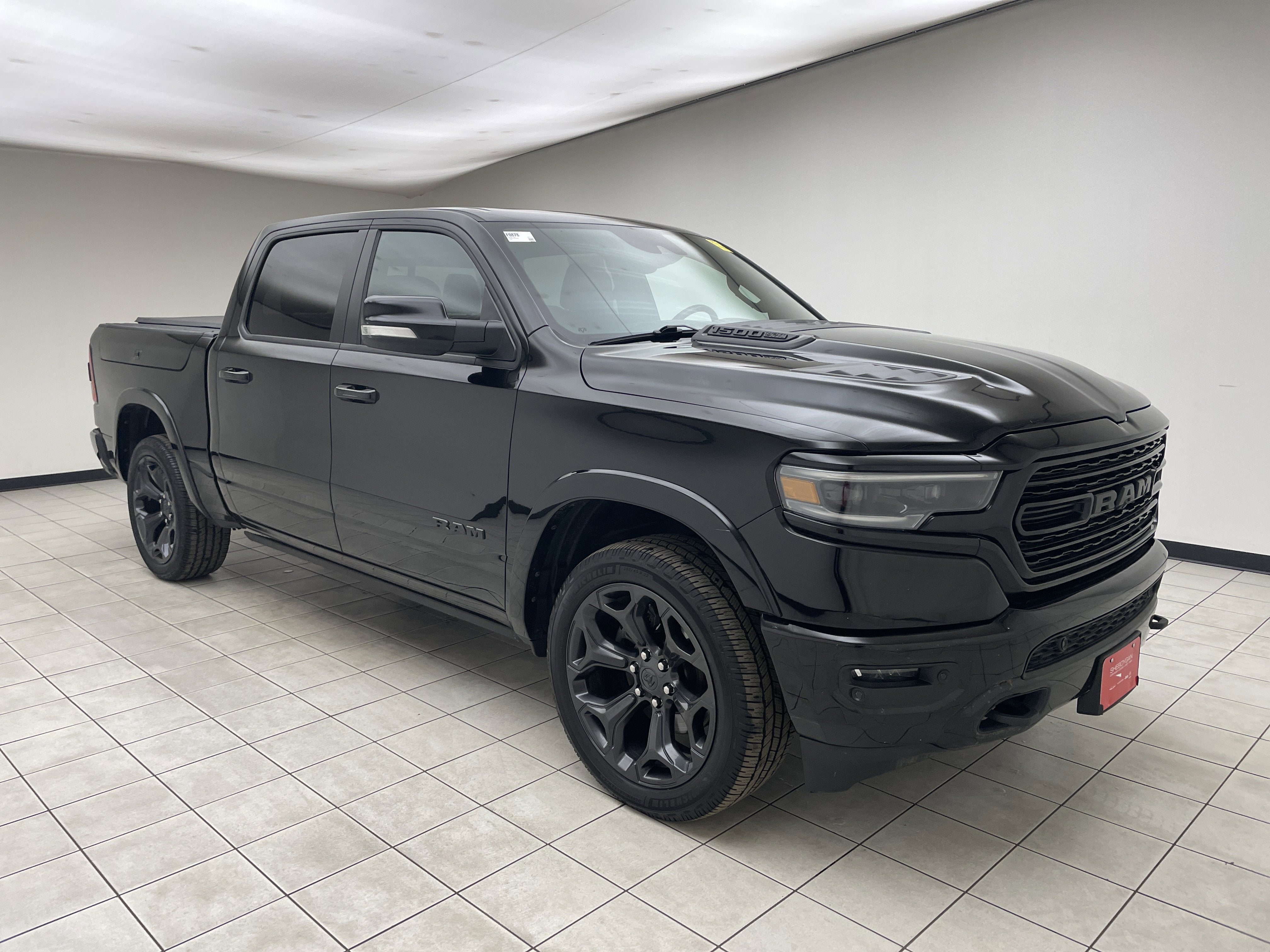 2020 RAM 1500 Limited Crew Cab 4x4 5'7' Box
