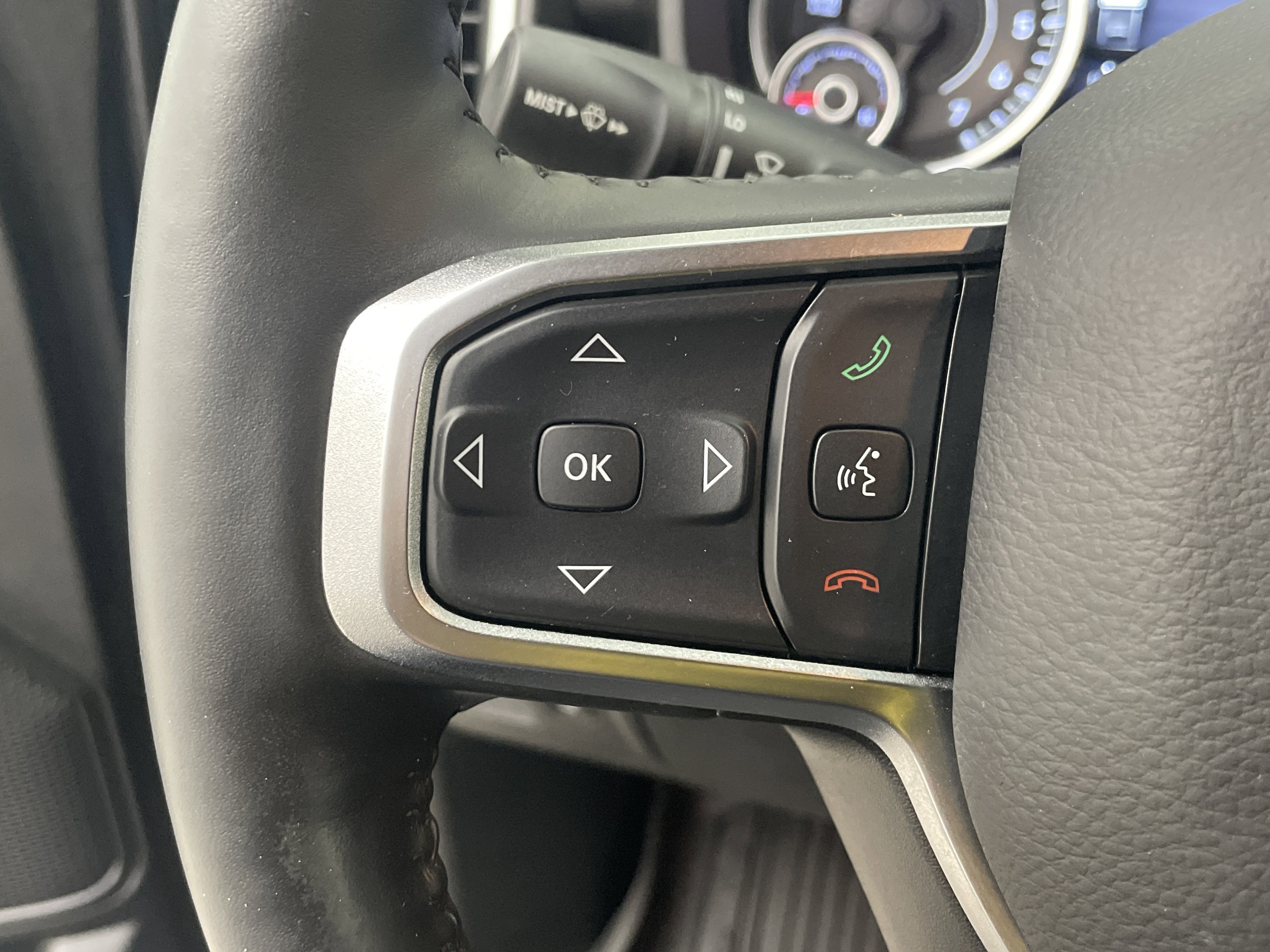 2019 RAM 1500 Big Horn/Lone Star Crew Cab 4x4 6'4' Box