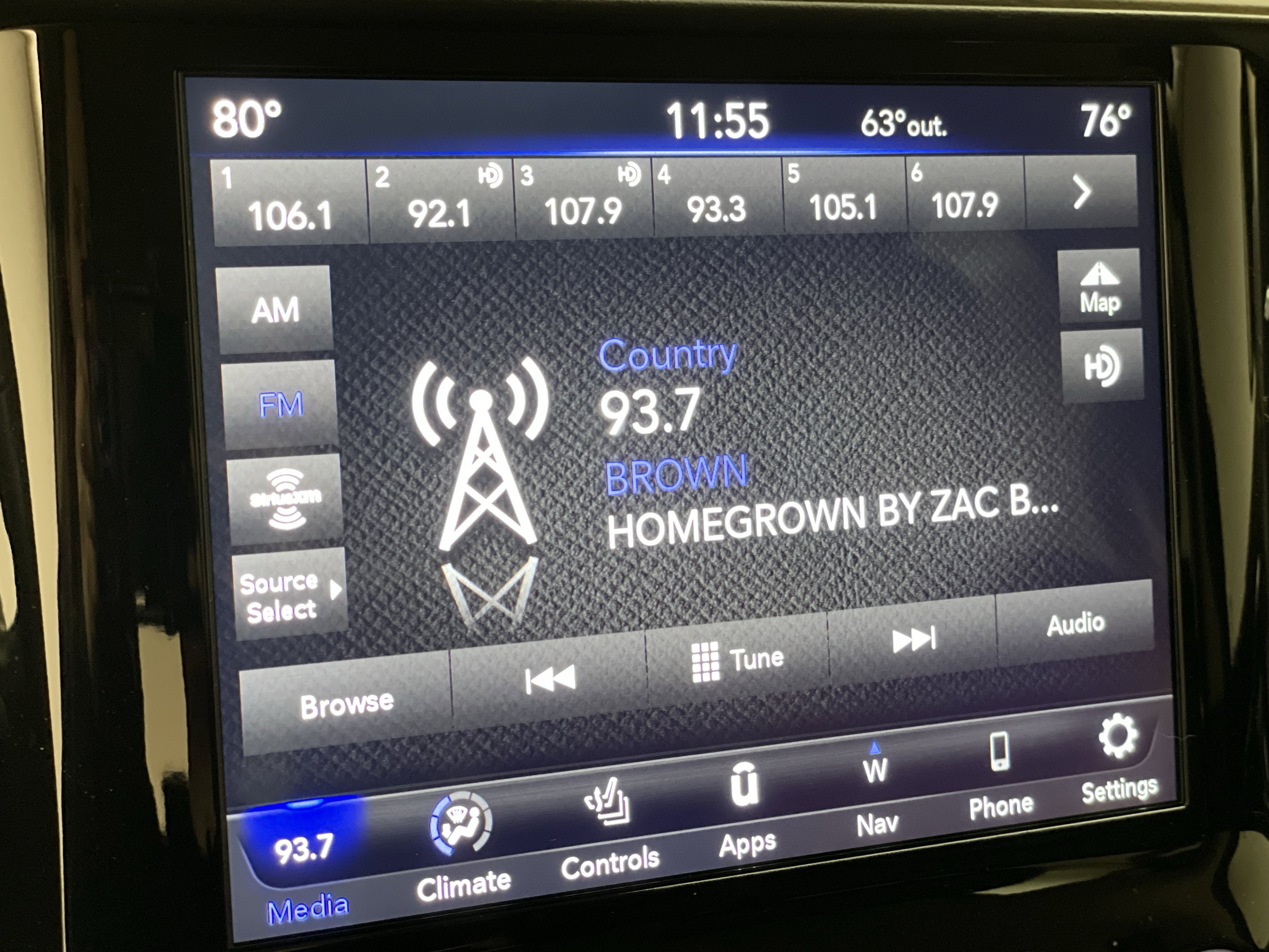 2021 RAM 1500 Laramie Crew Cab 4x4 6'4' Box