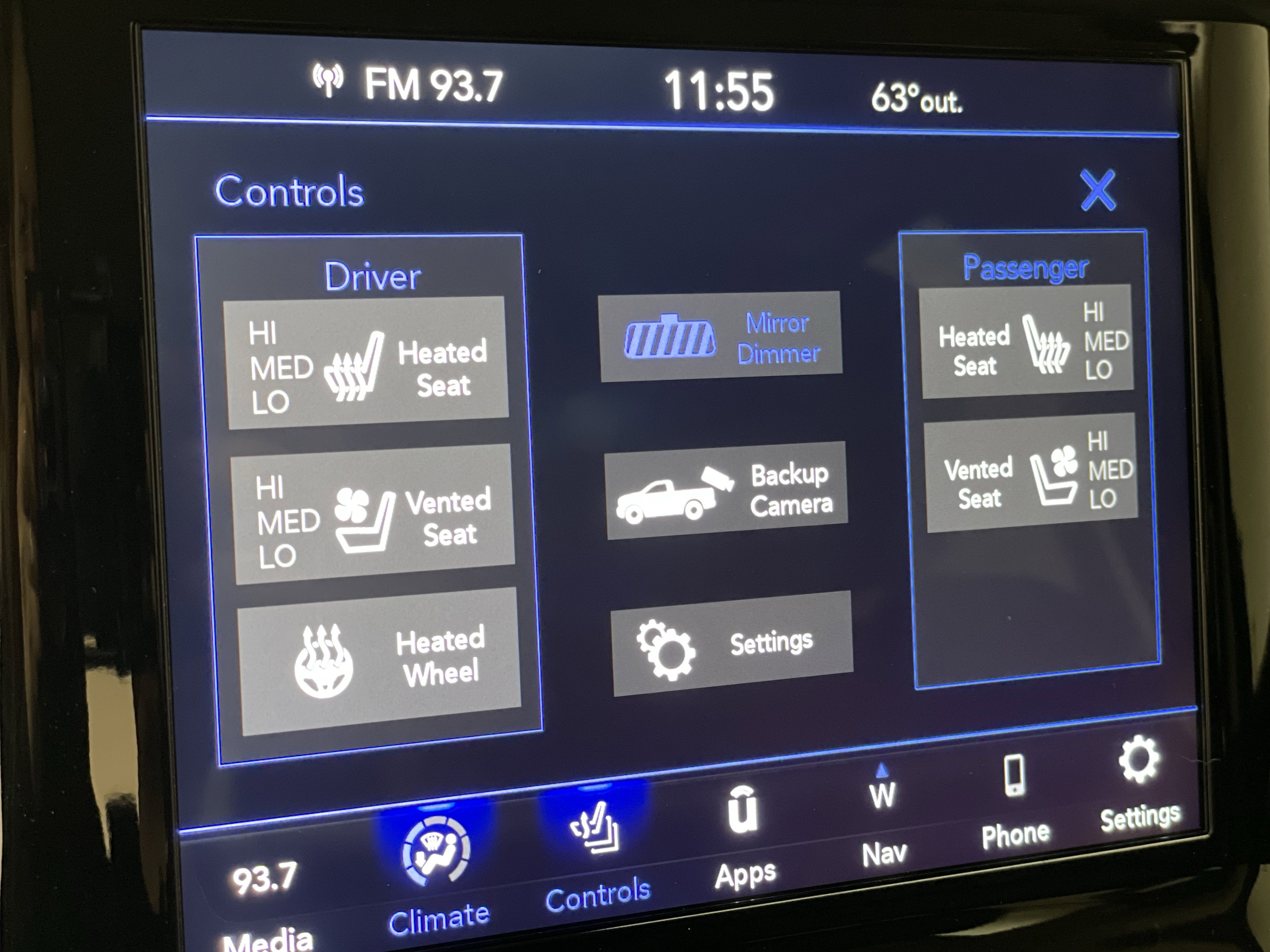 2021 RAM 1500 Laramie Crew Cab 4x4 6'4' Box