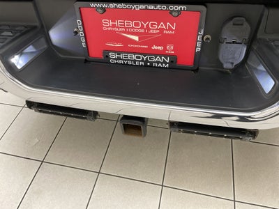 2021 RAM 1500 Laramie Crew Cab 4x4 6'4' Box