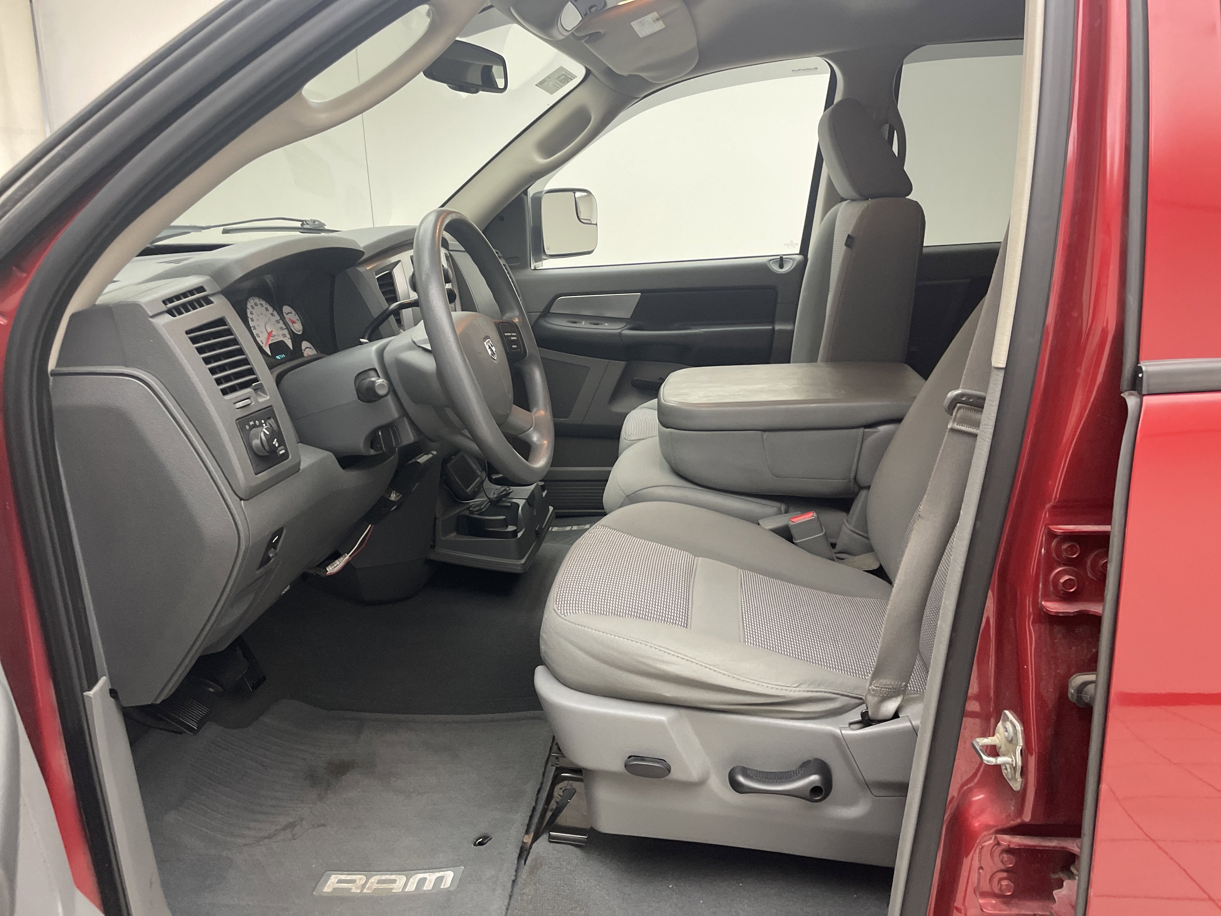 2007 Dodge Ram 1500 SLT/TRX4 Off Road/Sport