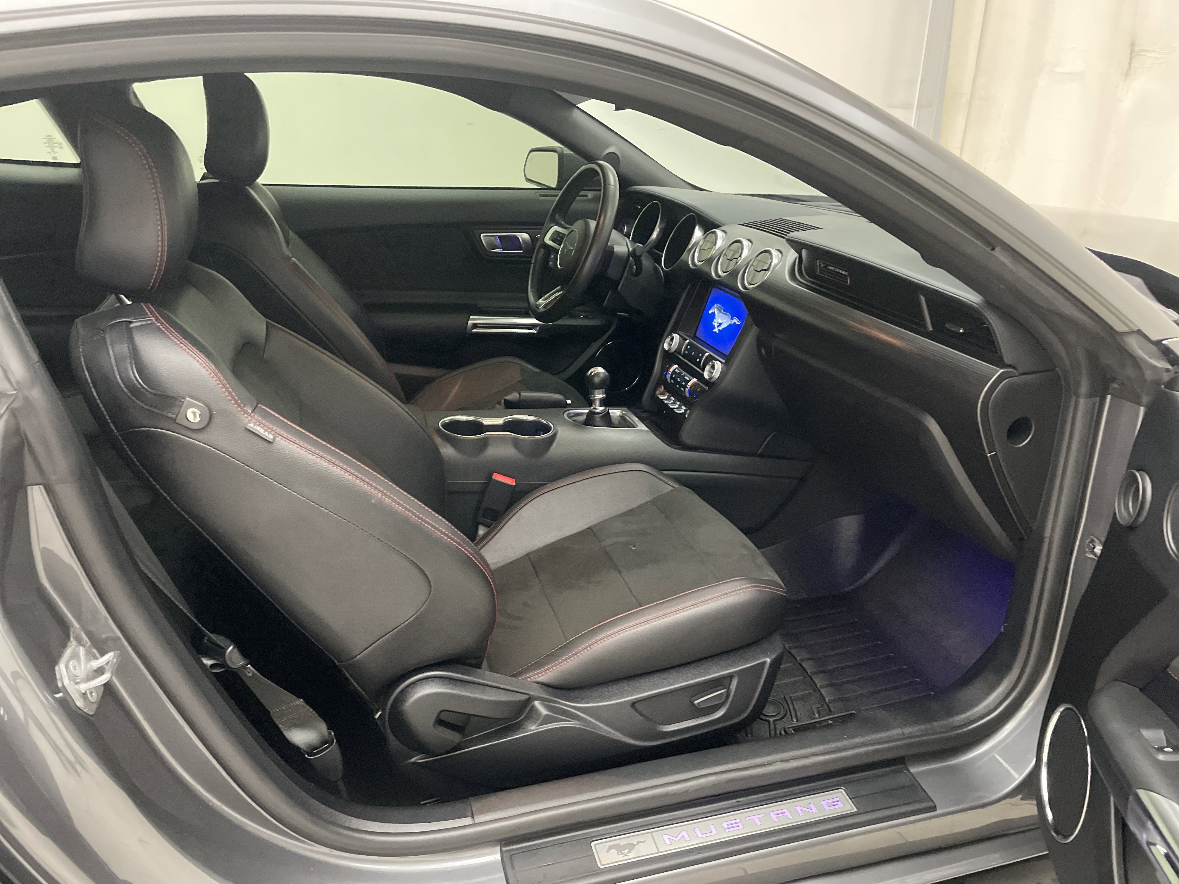 2022 Ford Mustang GT Premium Fastback