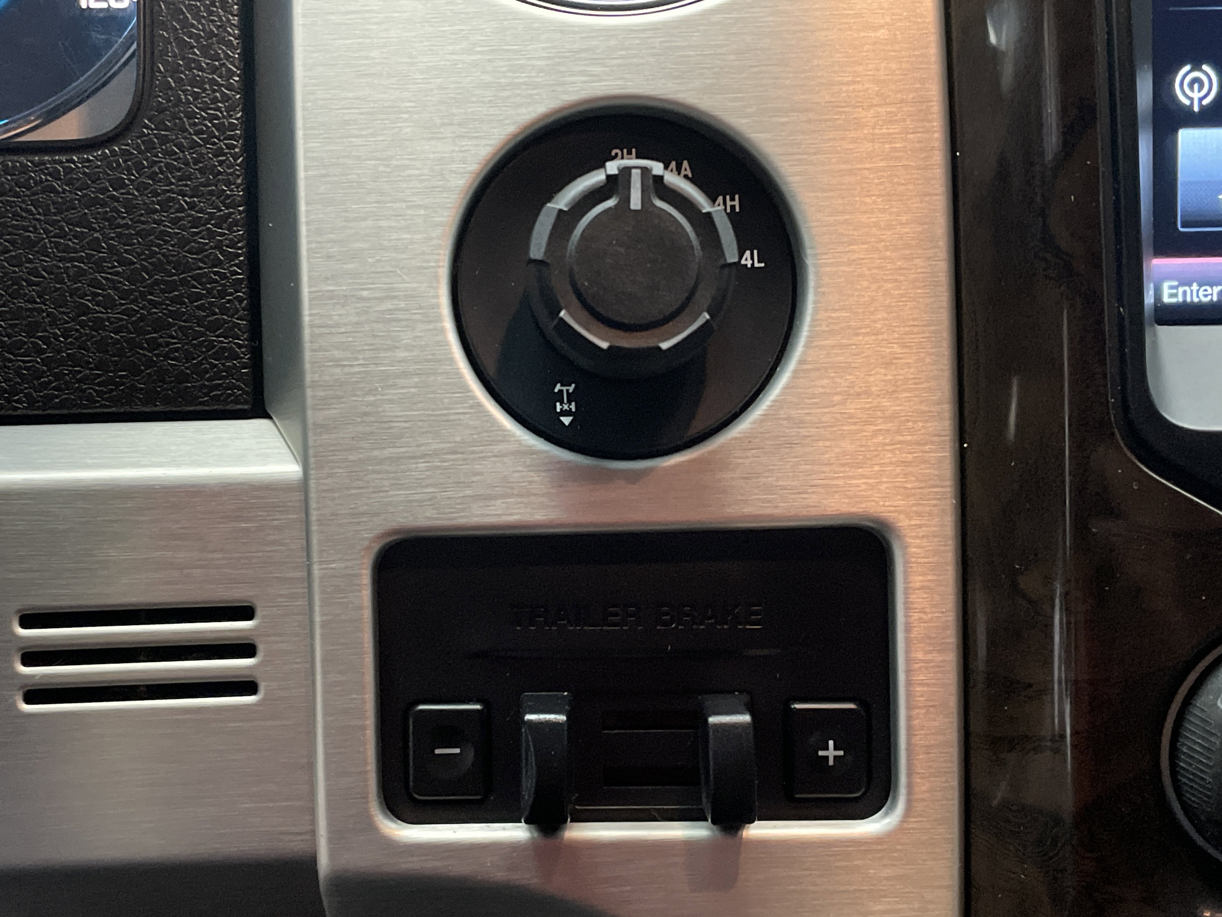 2014 Ford F-150 Platinum