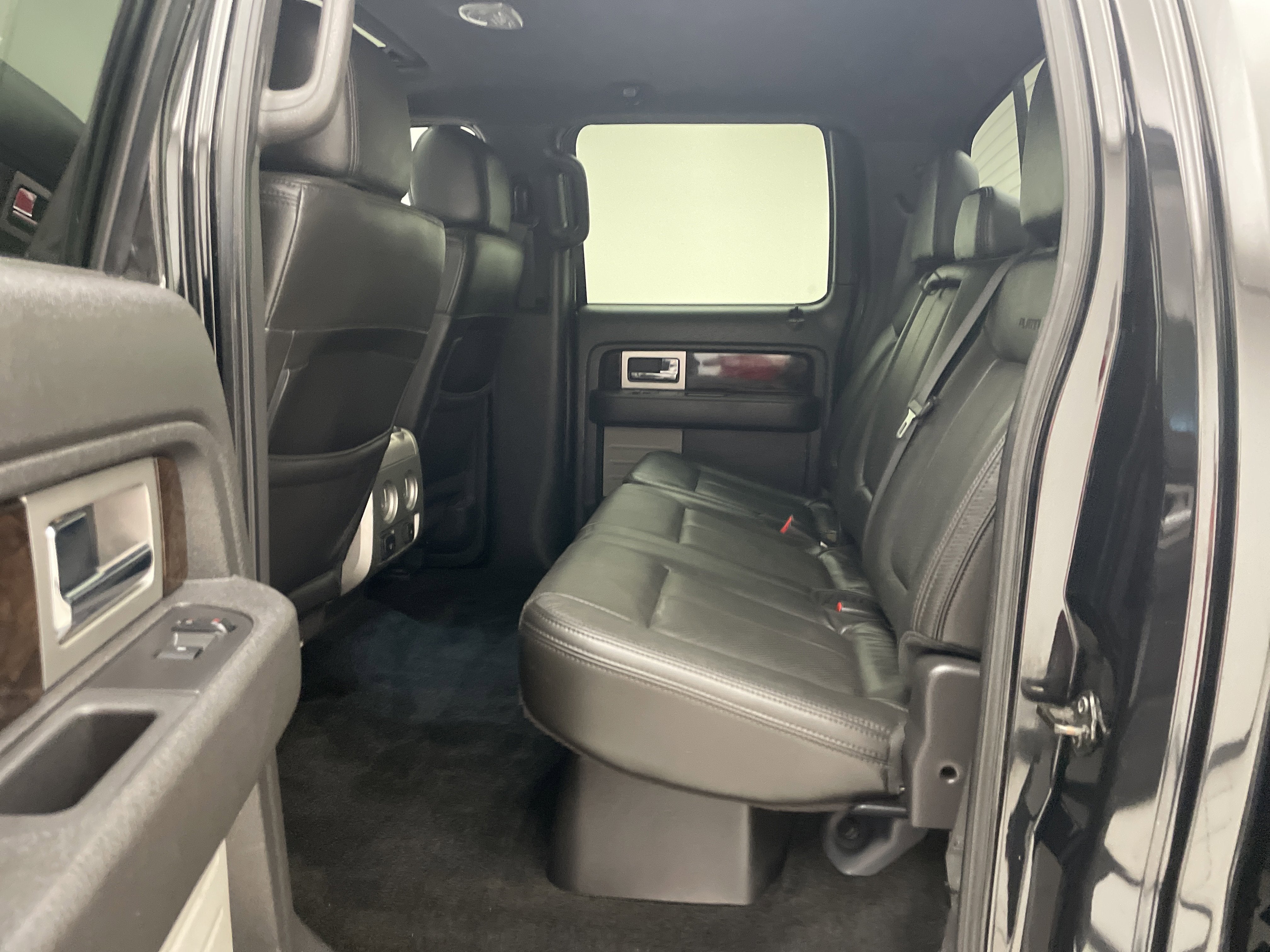 2014 Ford F-150 Platinum