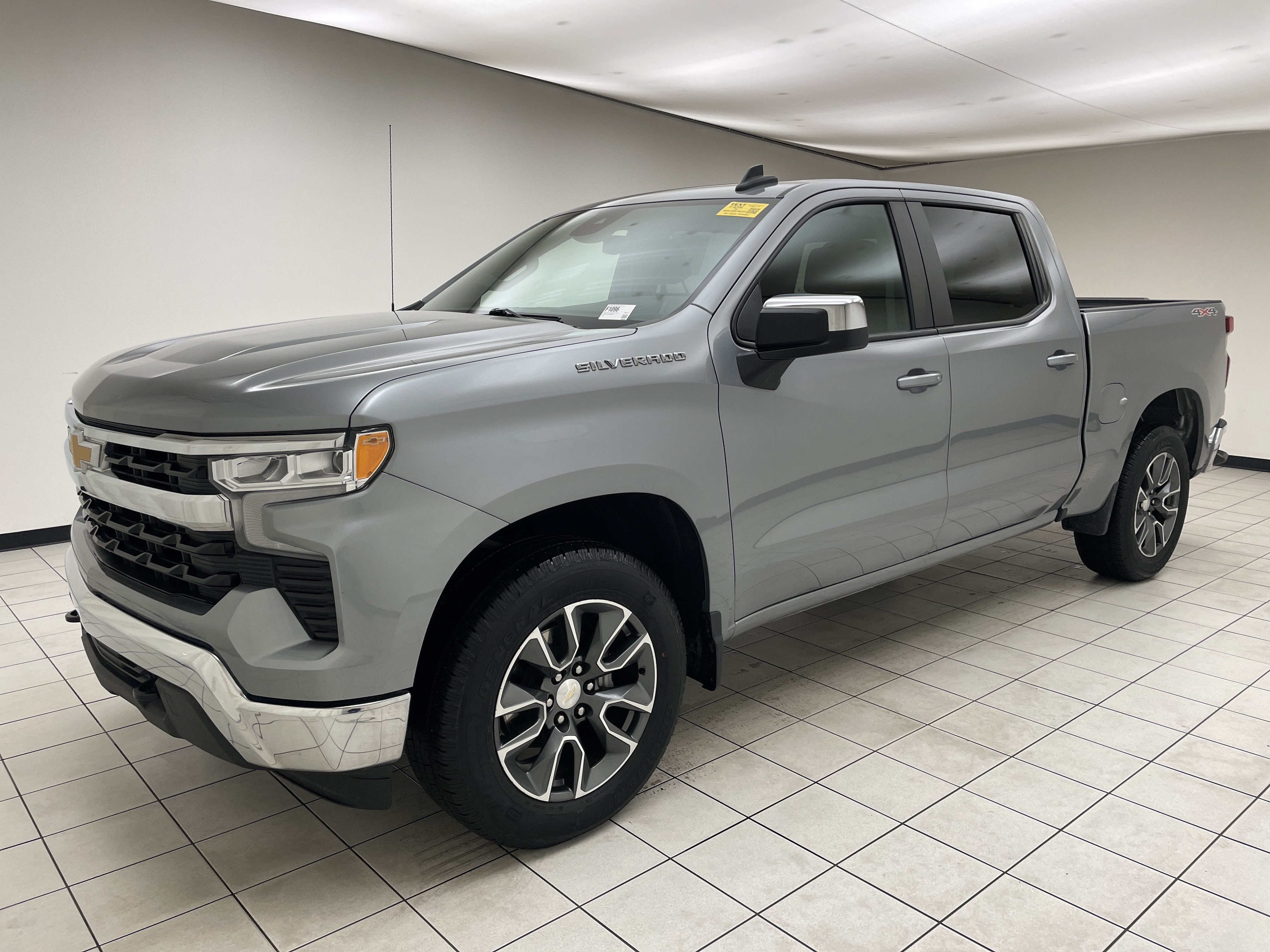 2024 Chevrolet Silverado 1500 4WD Crew Cab Short Bed LT with 2FL