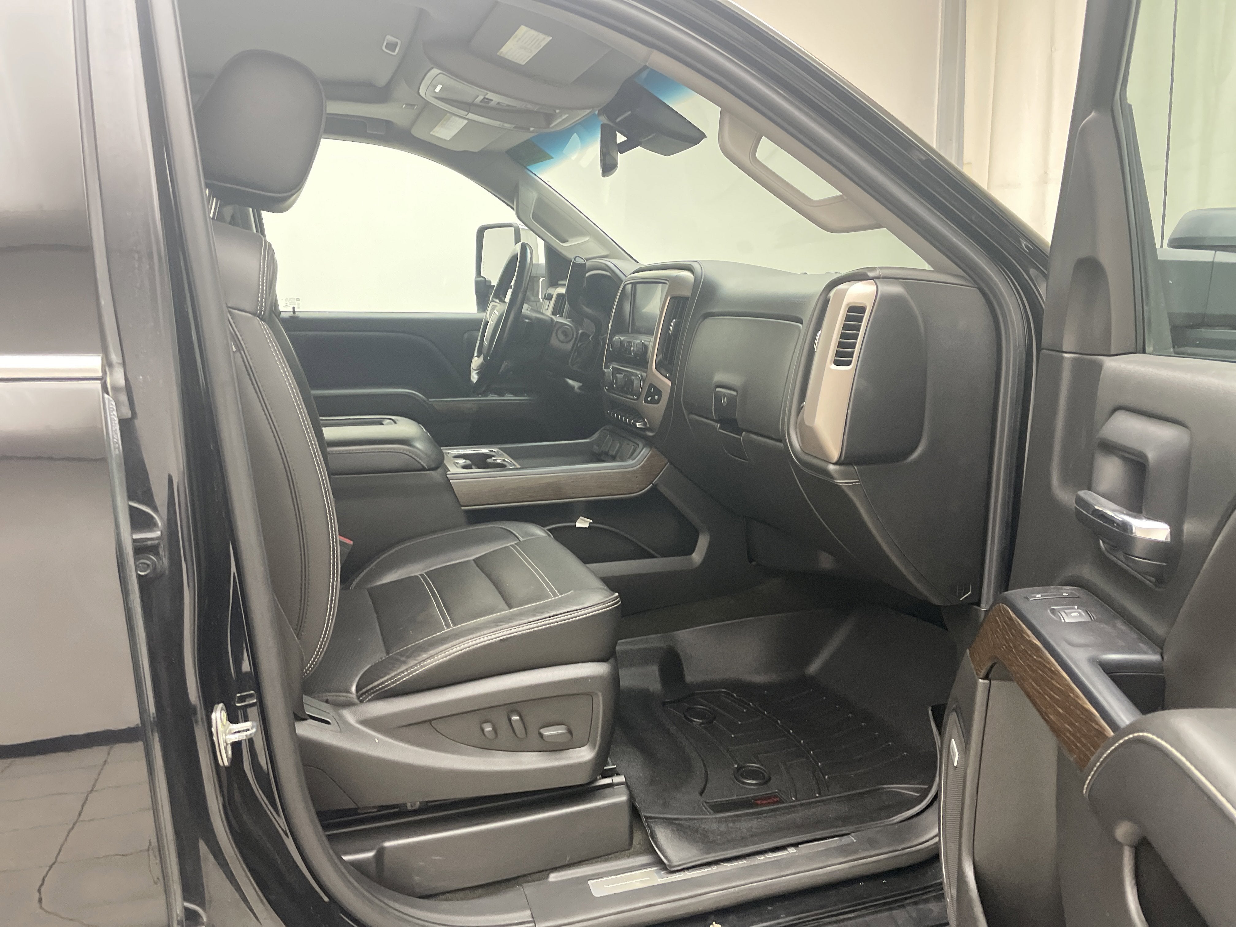 2018 GMC Sierra 2500HD Denali