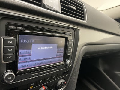 2015 Volkswagen Passat 1.8T S