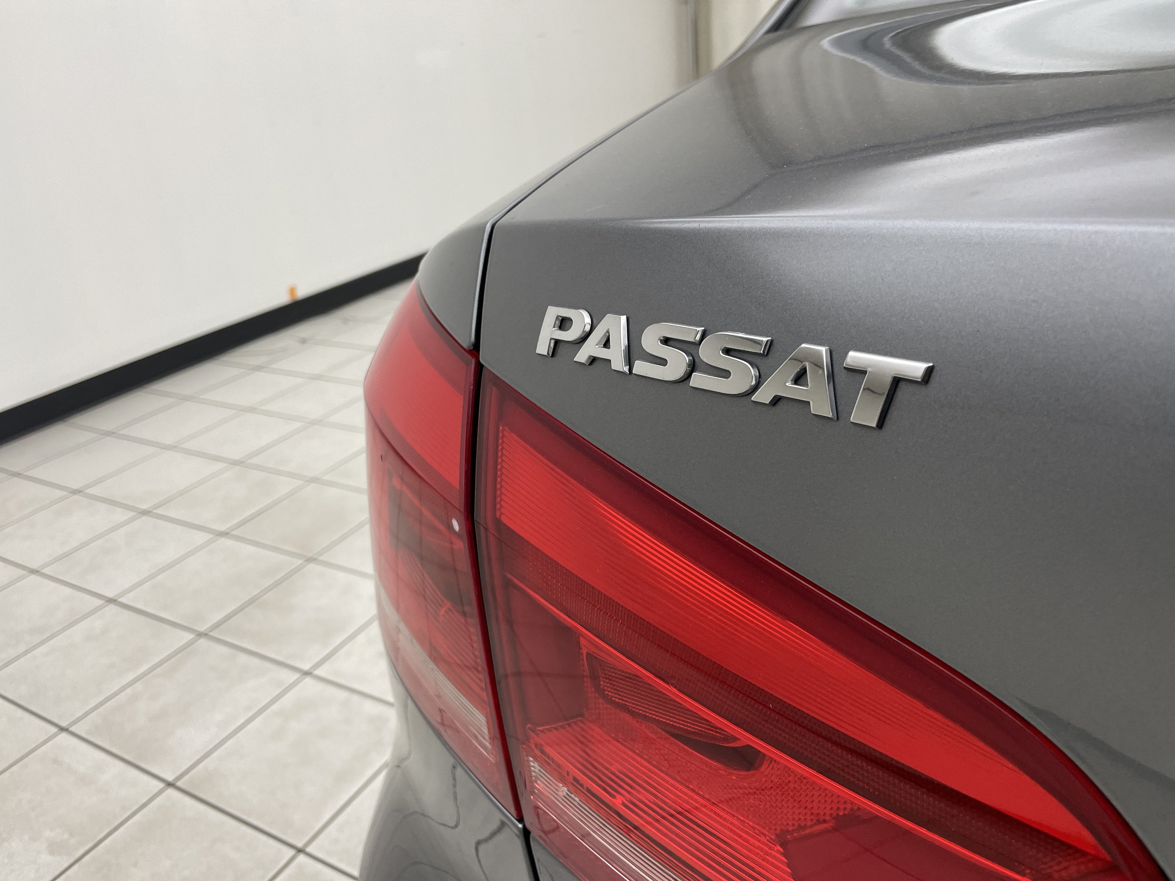 2015 Volkswagen Passat 1.8T S