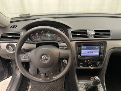 2015 Volkswagen Passat 1.8T S