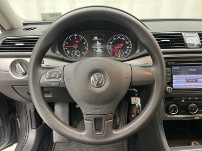 2015 Volkswagen Passat 1.8T S