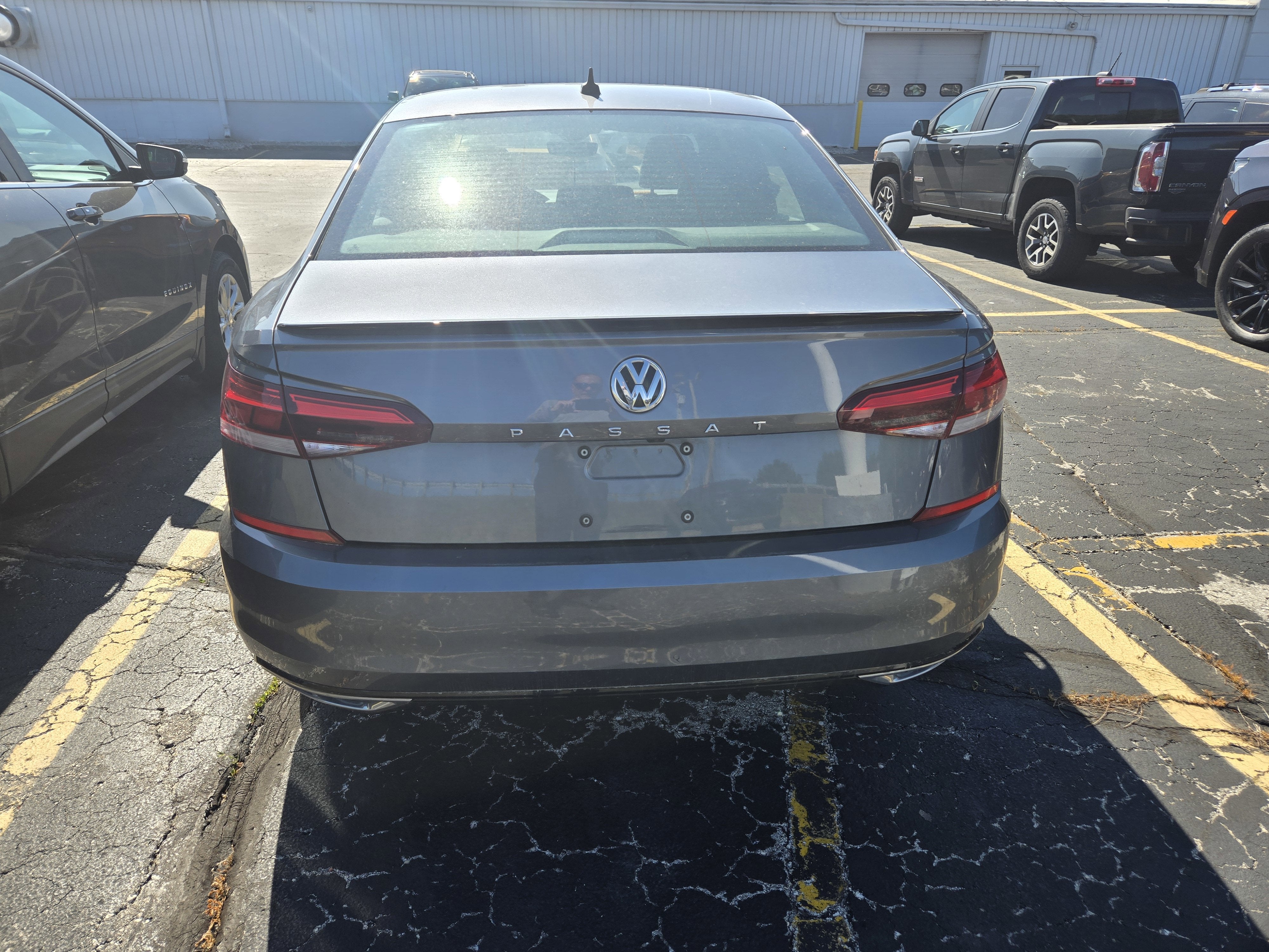 2021 Volkswagen Passat 2.0T R-Line